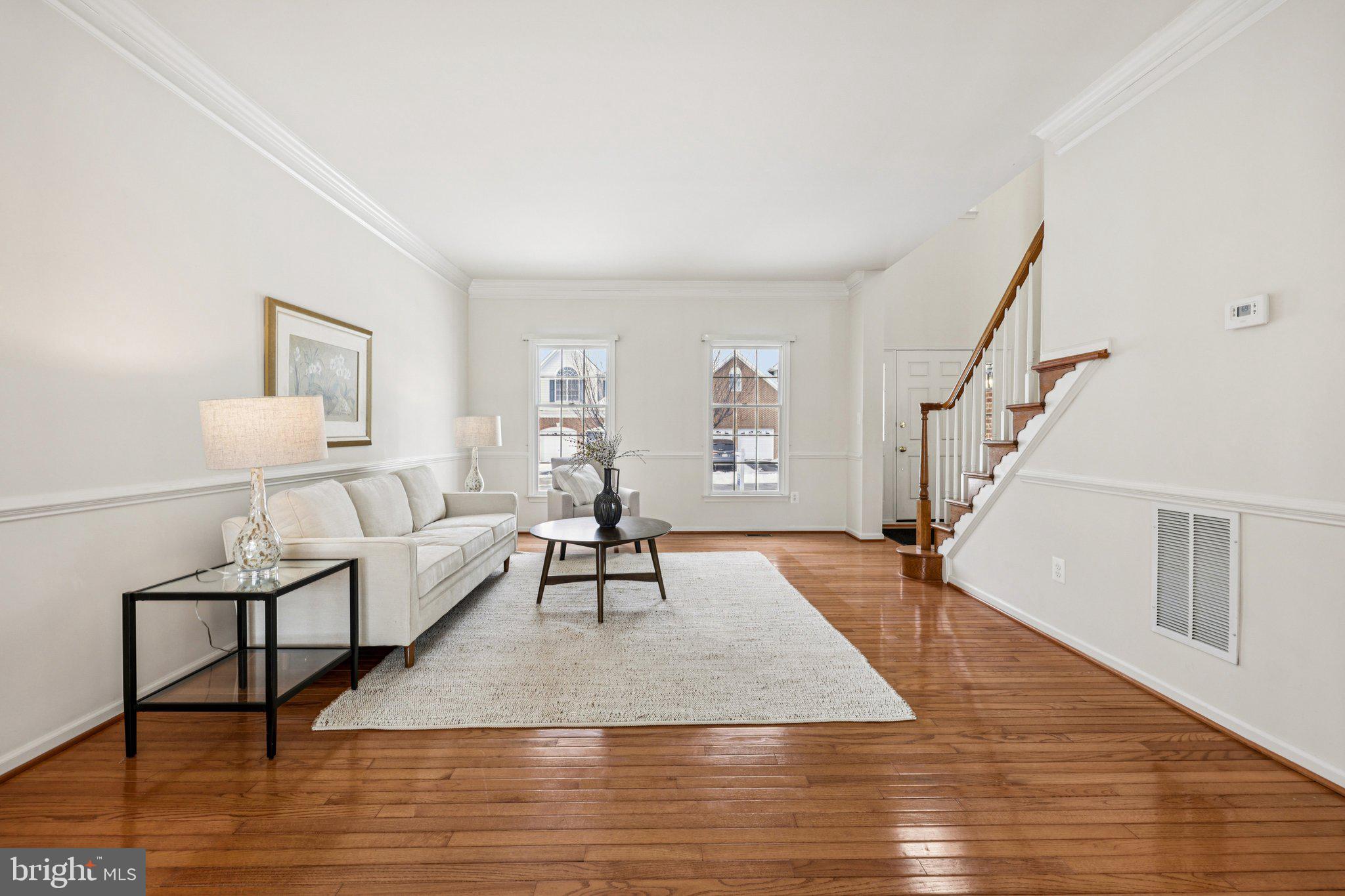 SOUTH RIDING - Residential