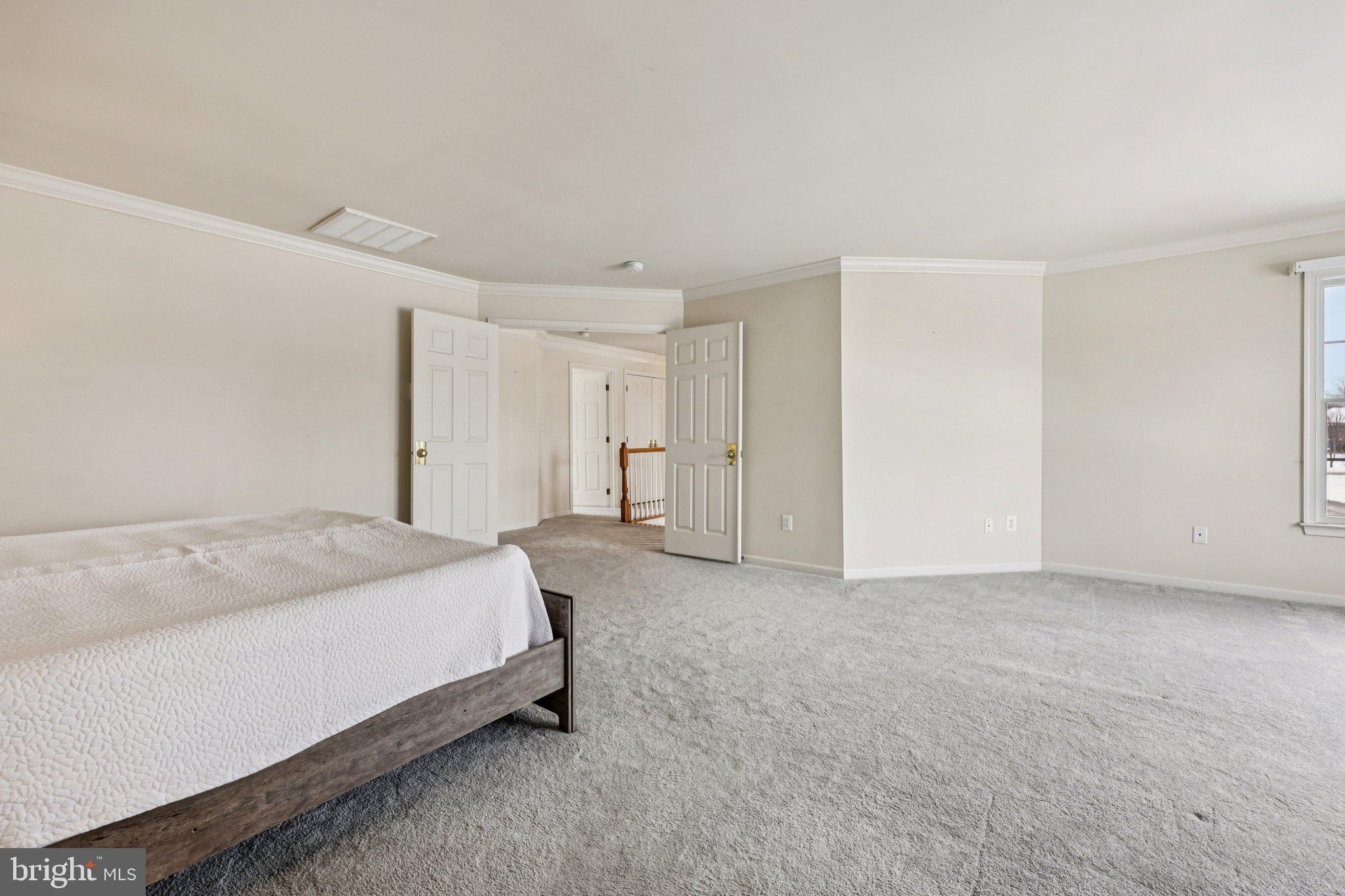 SOUTH RIDING - Residential