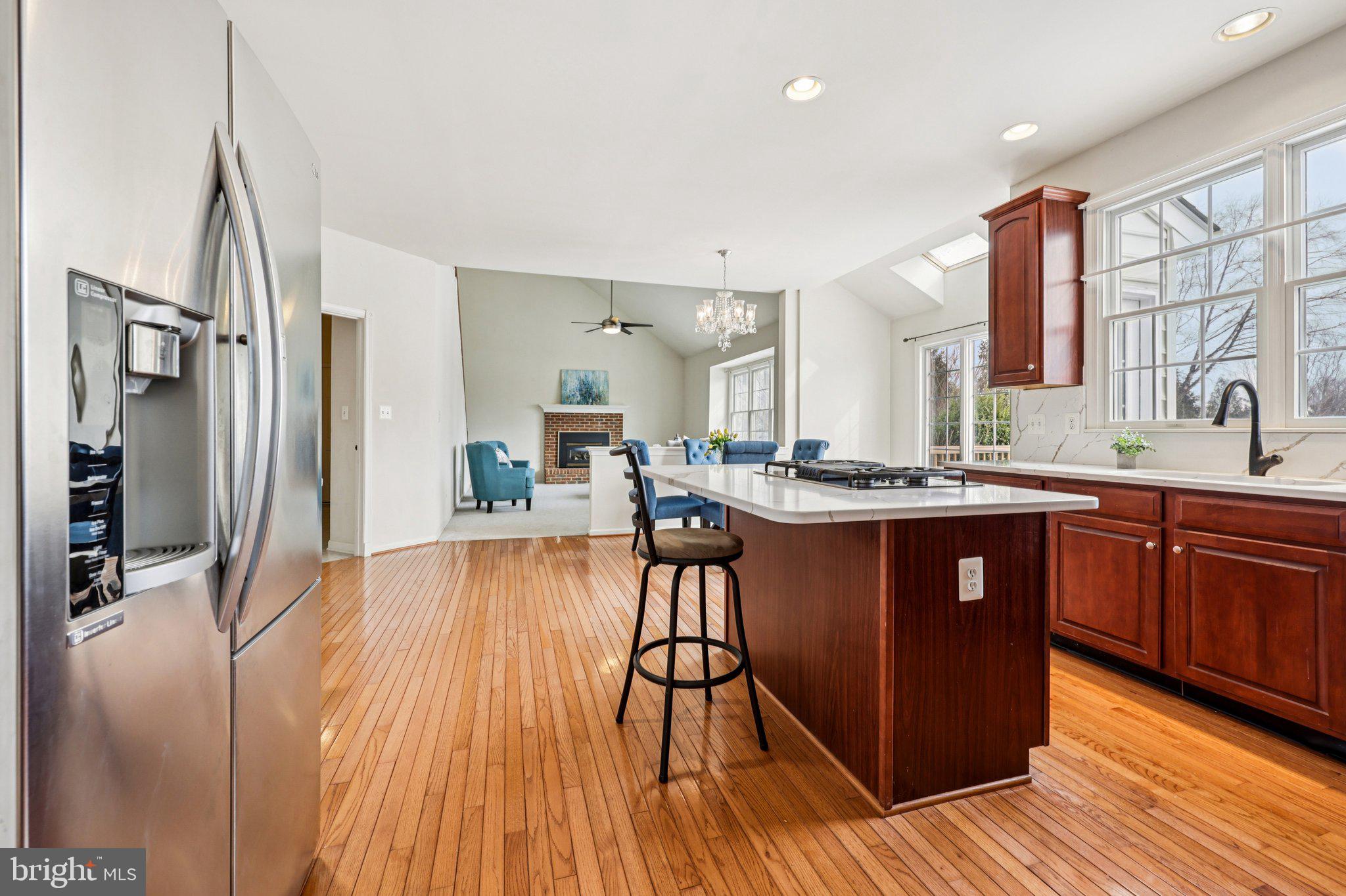 SOUTH RIDING - Residential