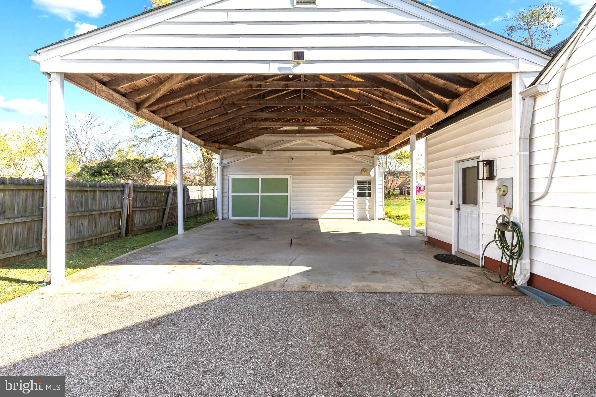 CEDARHURST - Residential