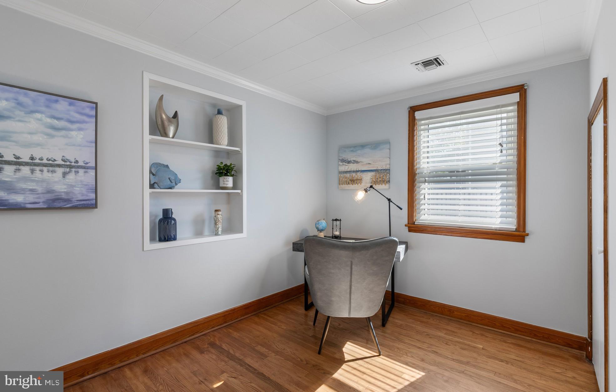 CEDARHURST - Residential