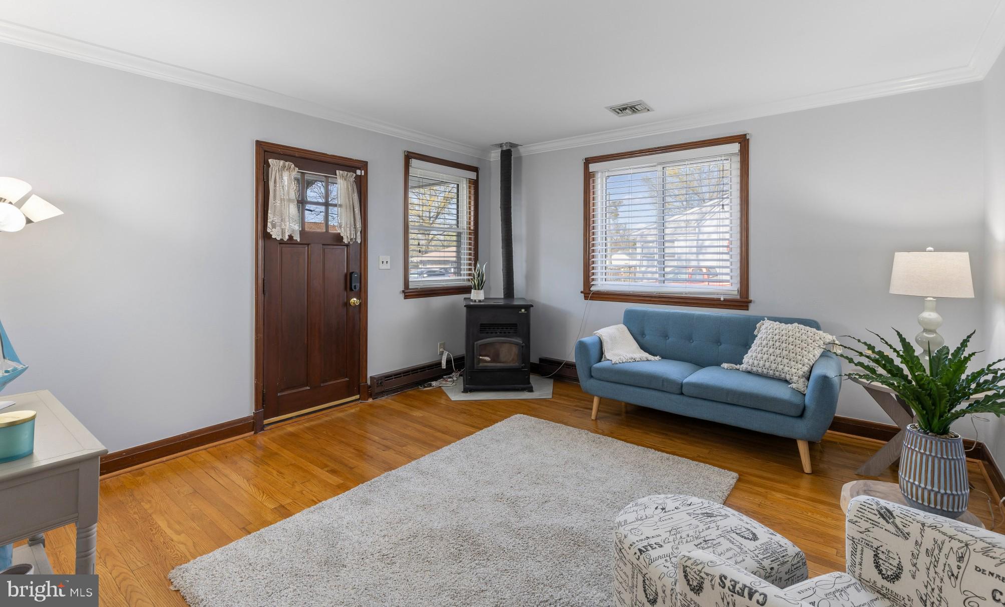 CEDARHURST - Residential