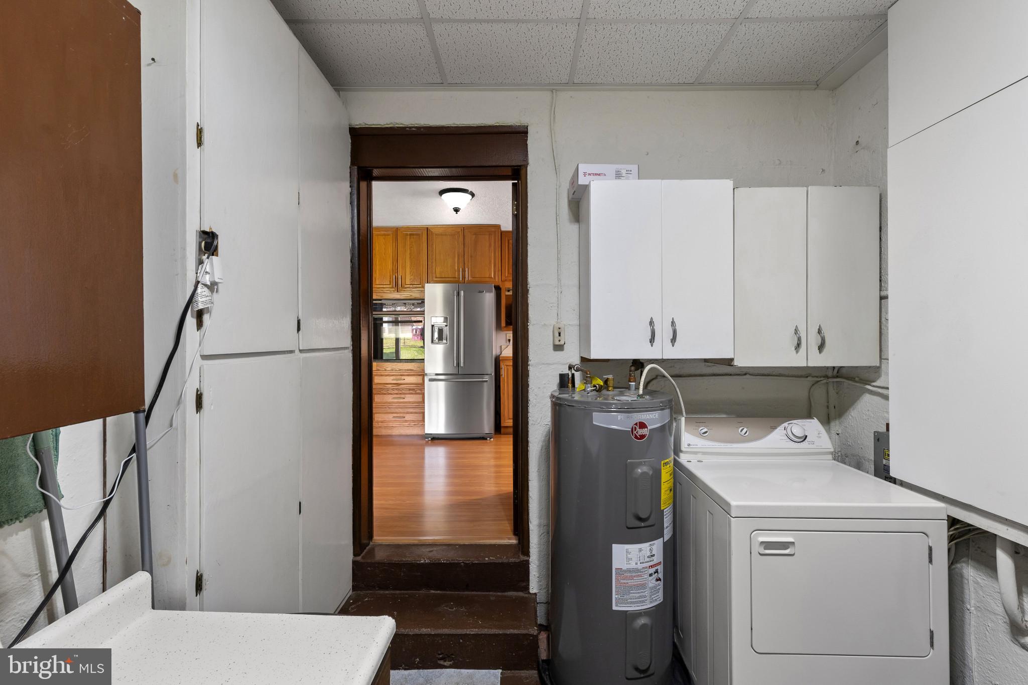 CEDARHURST - Residential