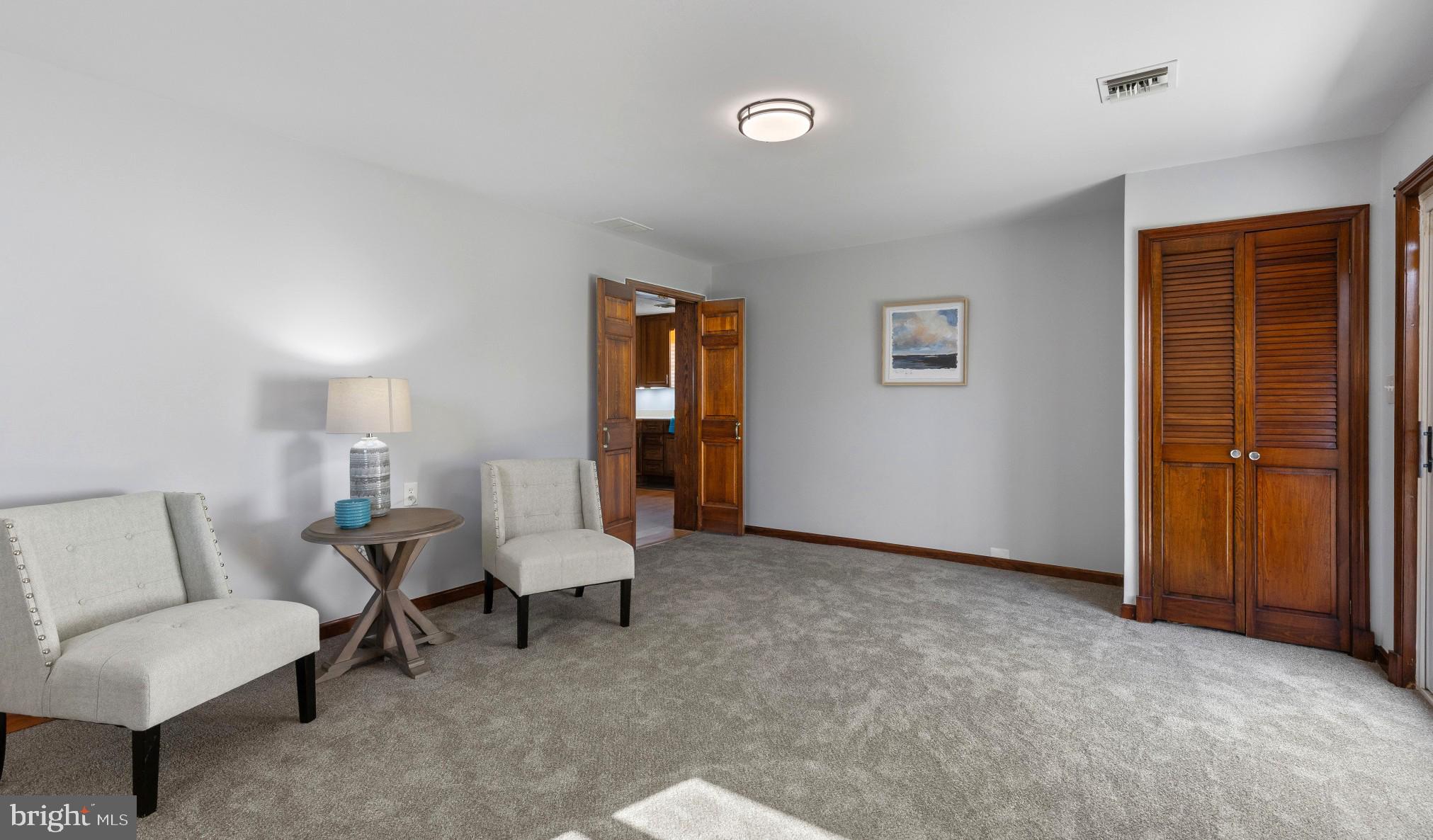 CEDARHURST - Residential