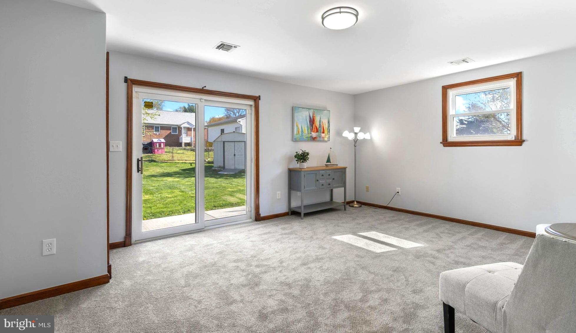 CEDARHURST - Residential