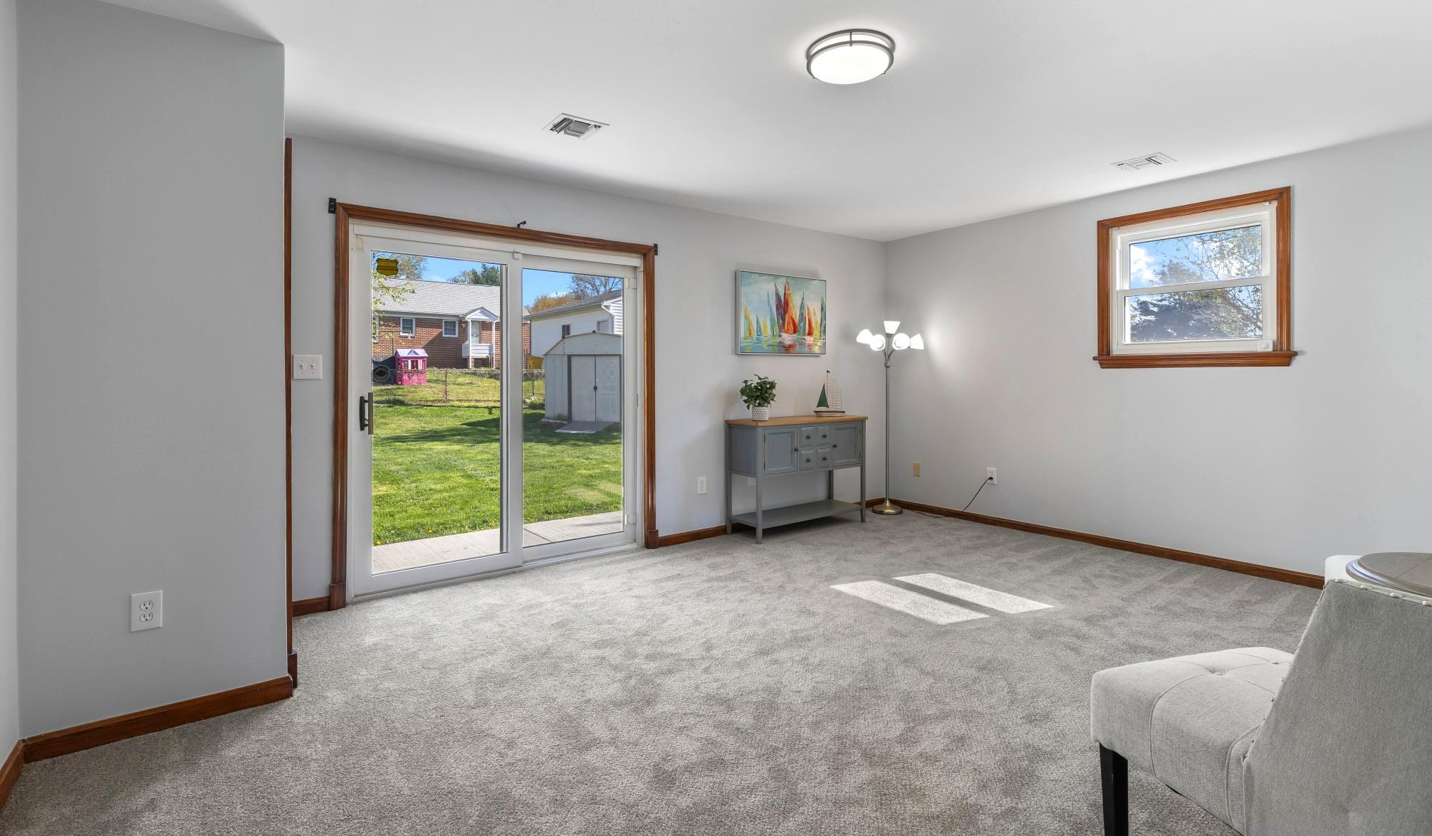 CEDARHURST - Residential