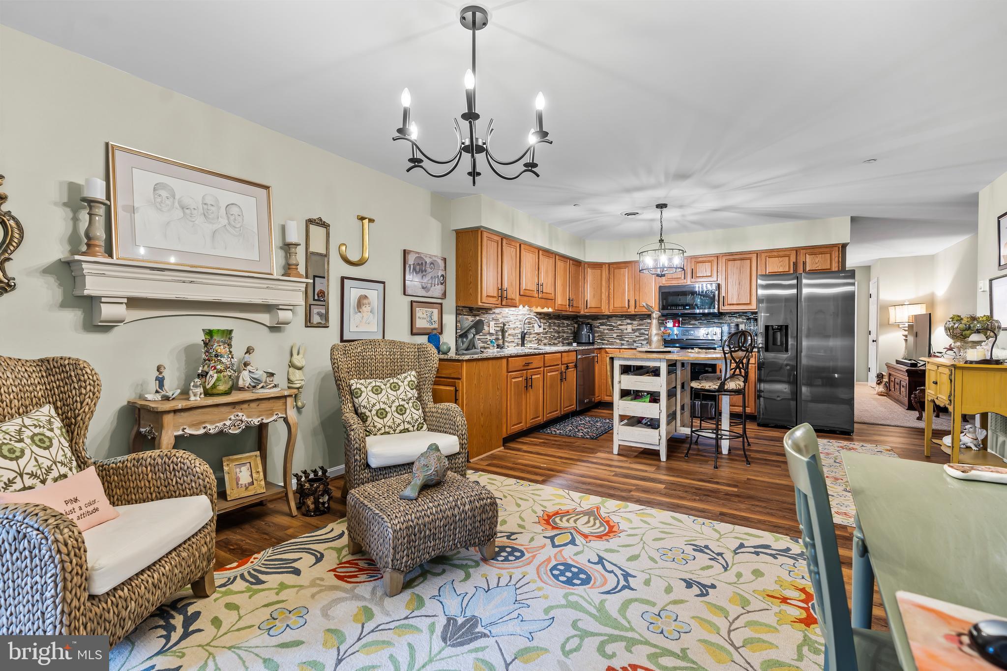 SOUTH POINTE - Residential