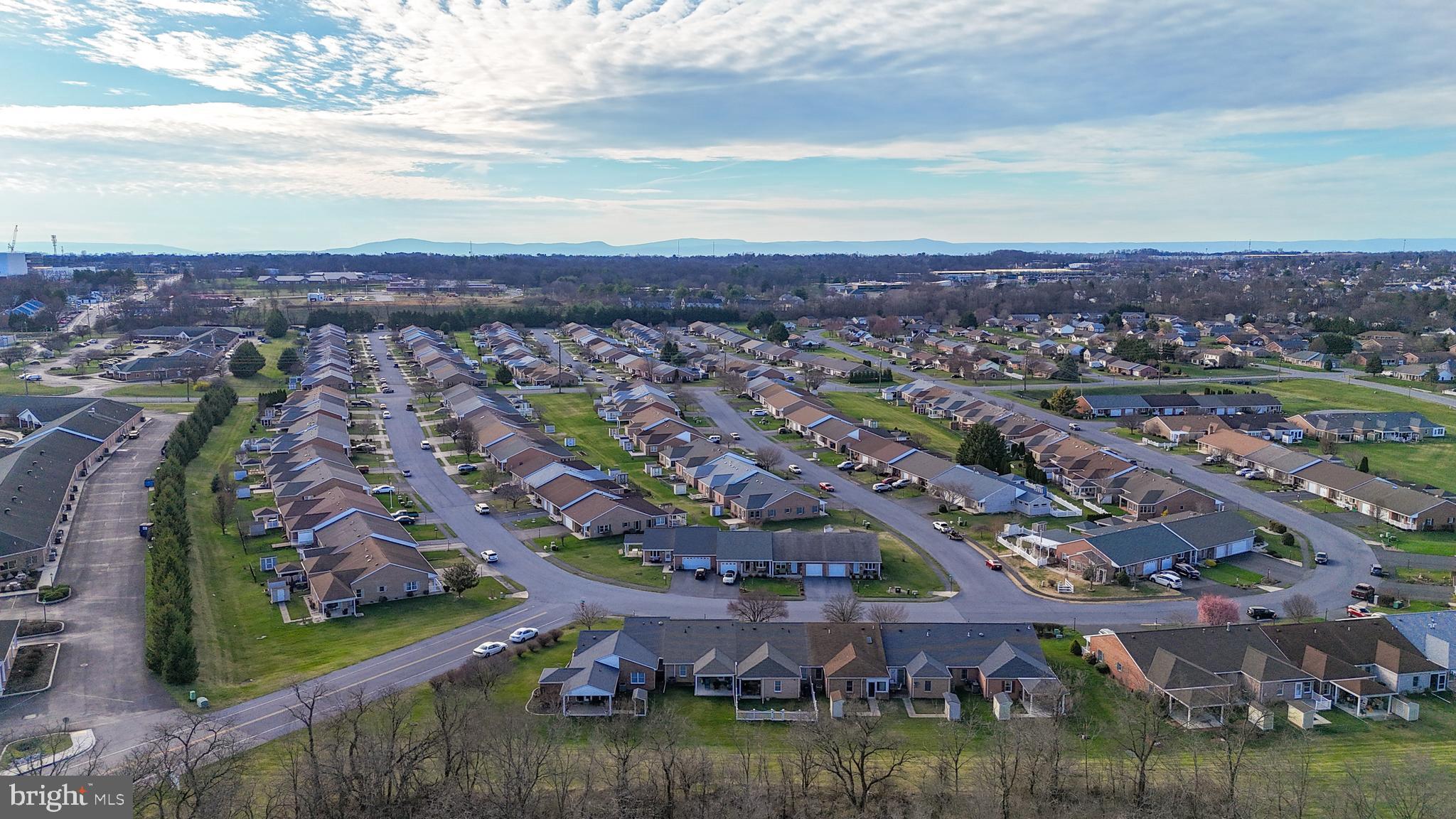 SOUTH POINTE - Residential