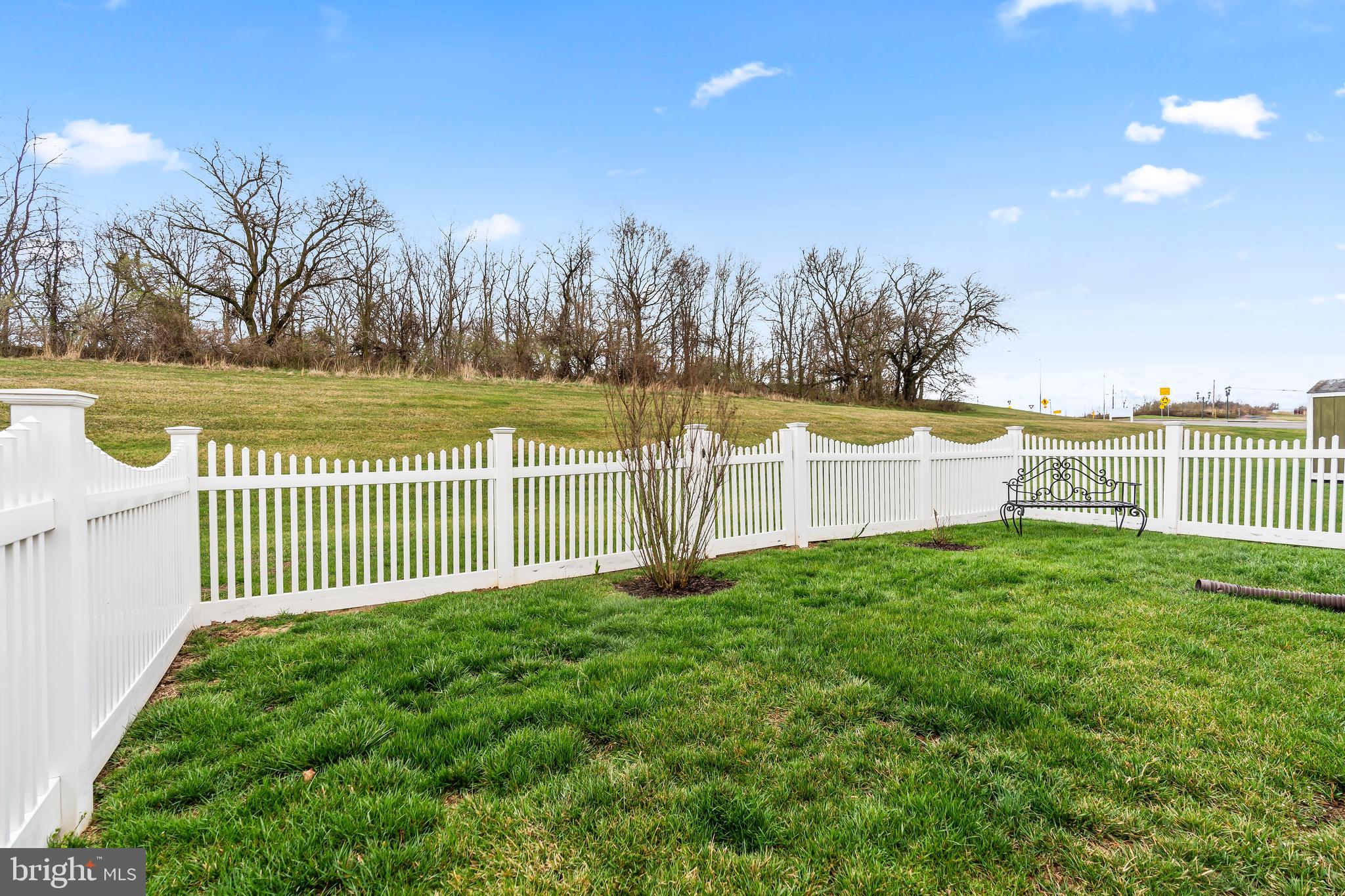 SOUTH POINTE - Residential