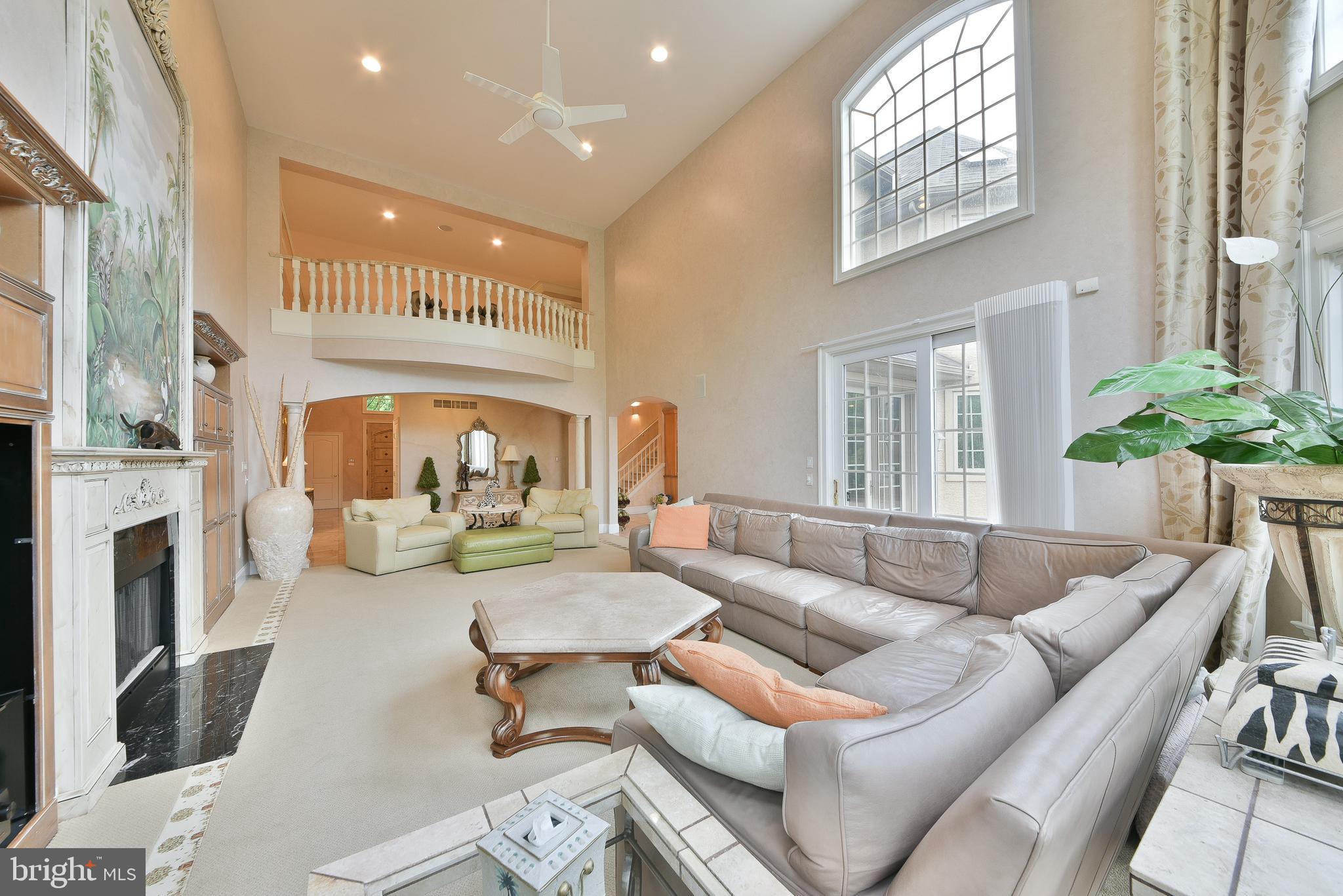 LAMPLIGHTER GLEN - Residential