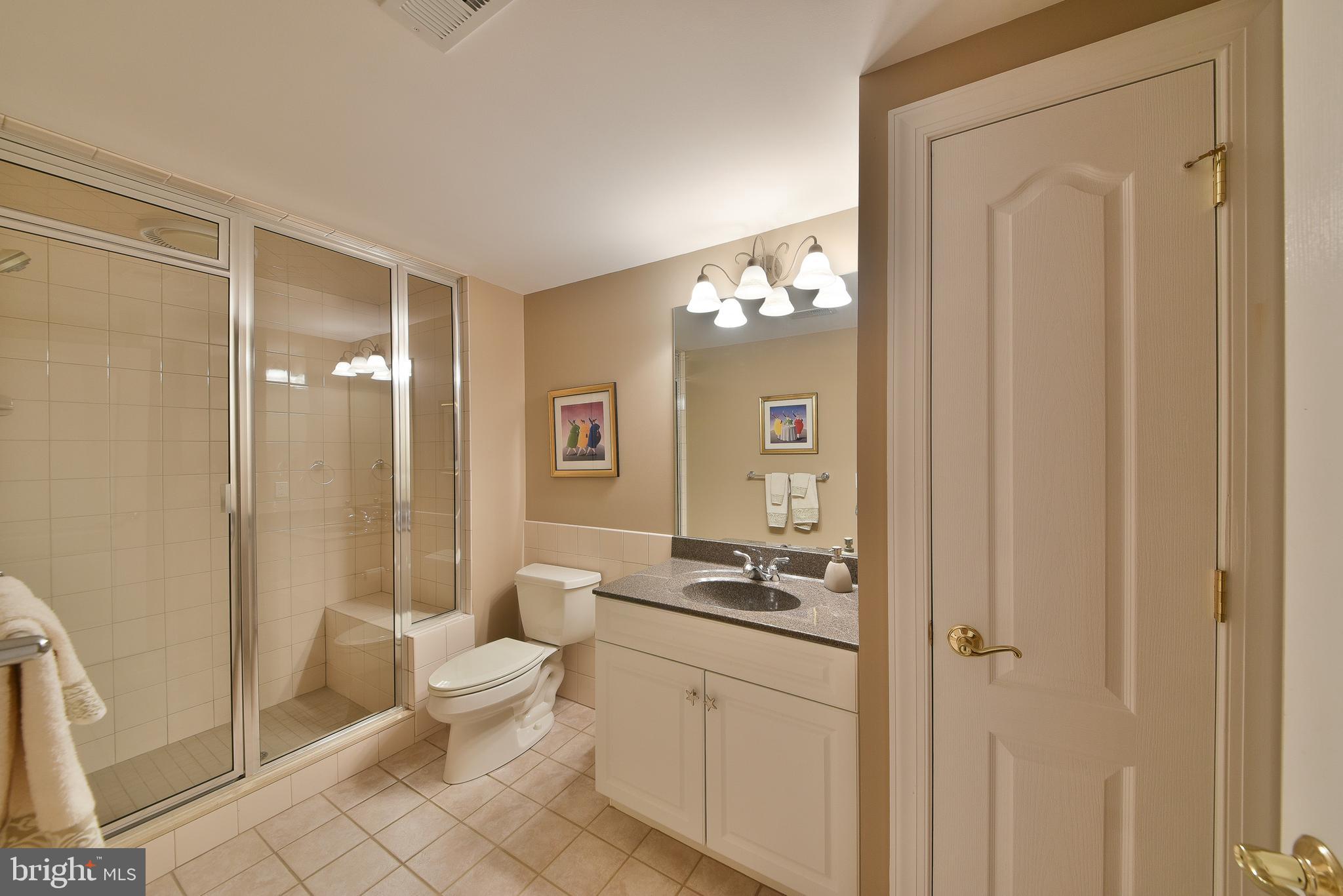 LAMPLIGHTER GLEN - Residential