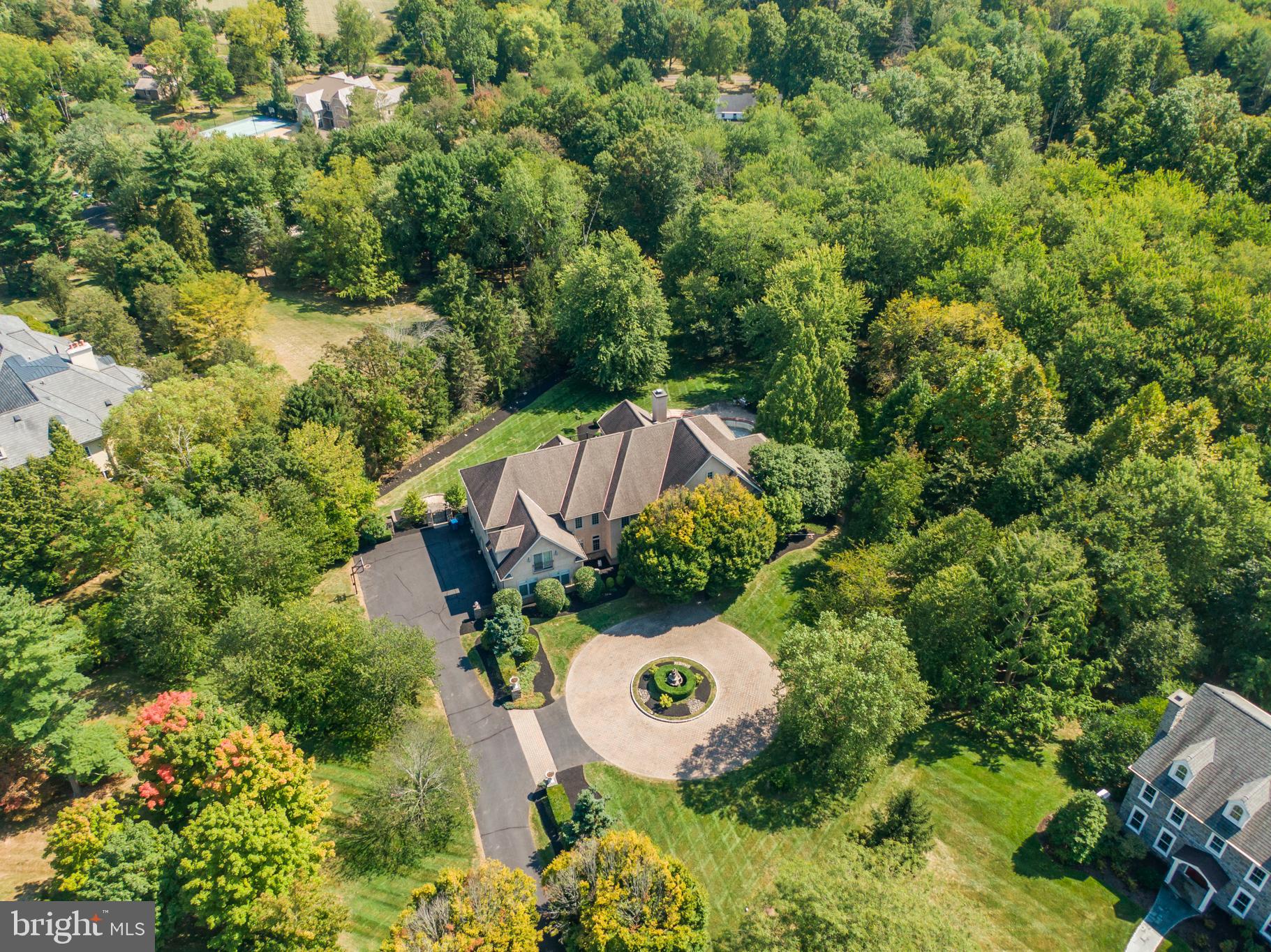 1389 LAMPLIGHTER CIRCLE