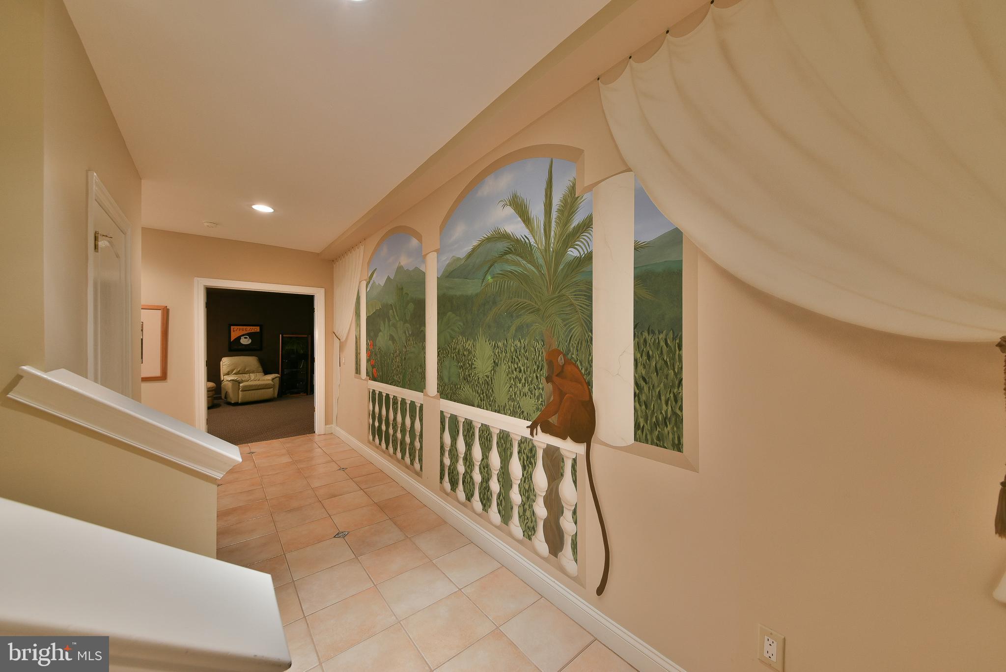 LAMPLIGHTER GLEN - Residential