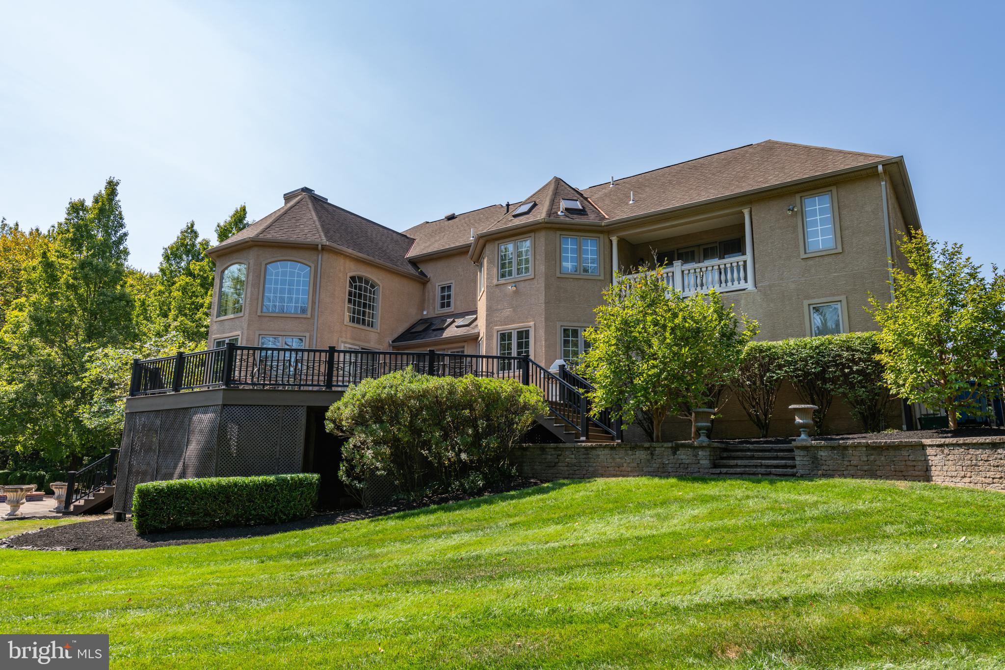 LAMPLIGHTER GLEN - Residential