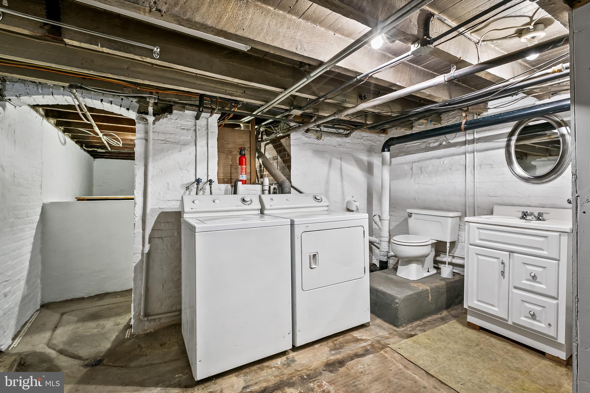 PATTERSON PARK - Residential Lease