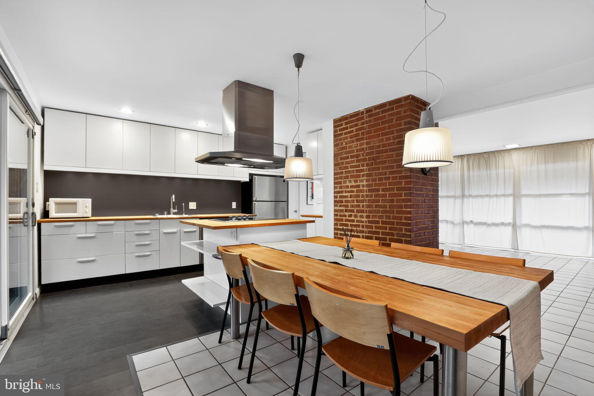 WYNDMOOR - Residential