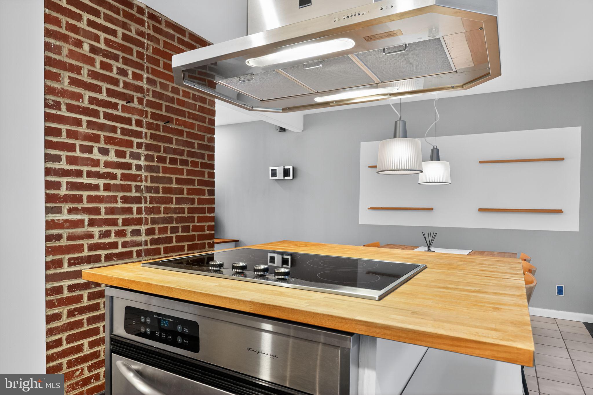 WYNDMOOR - Residential