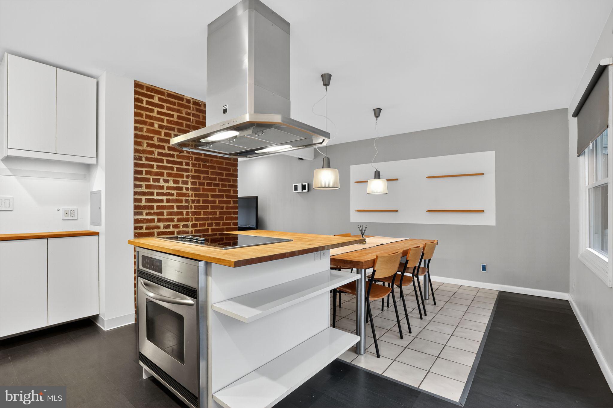 WYNDMOOR - Residential