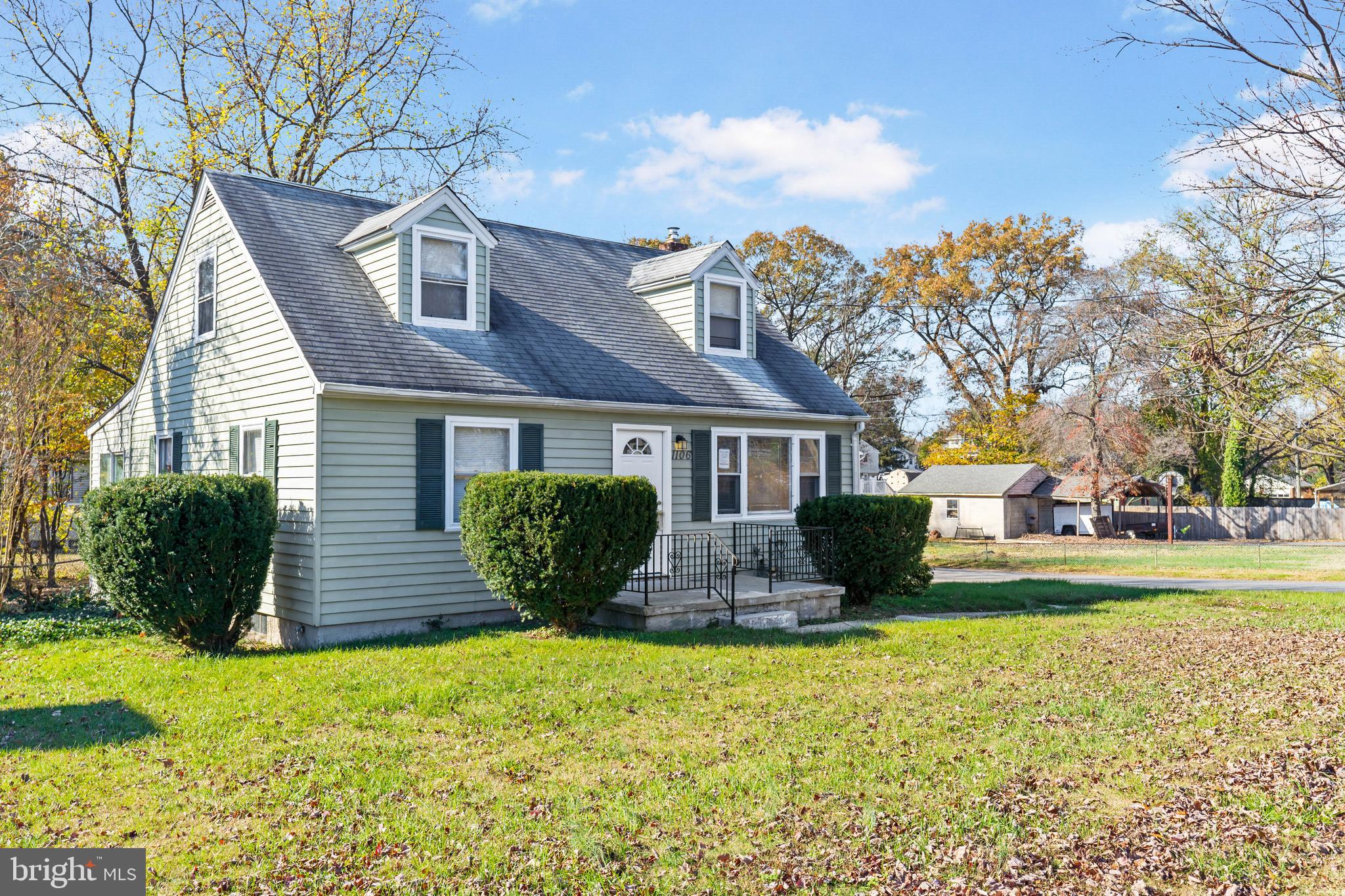 WOODLAWN HEIGHTS - Residential