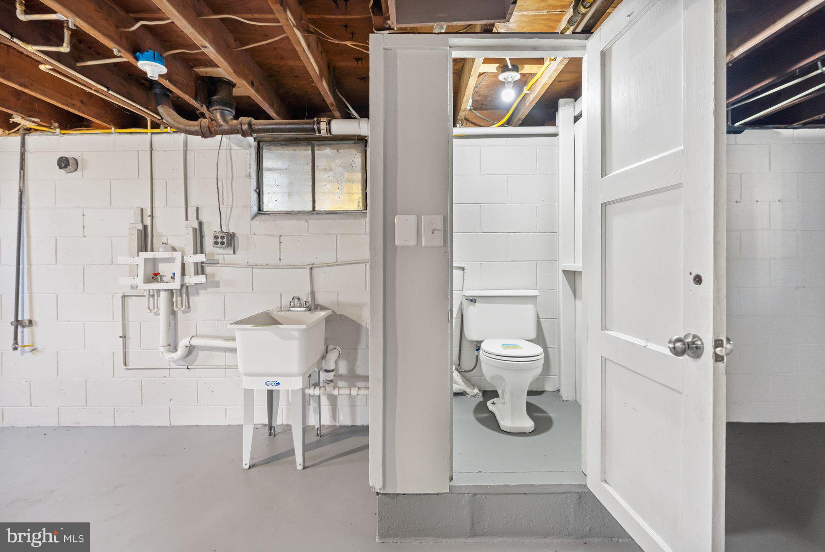 WOODLAWN HEIGHTS - Residential