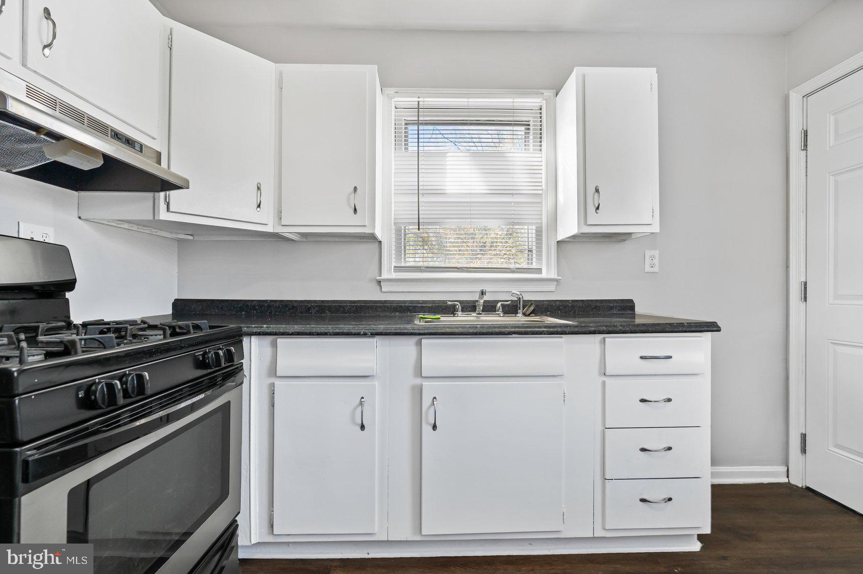 WOODLAWN HEIGHTS - Residential