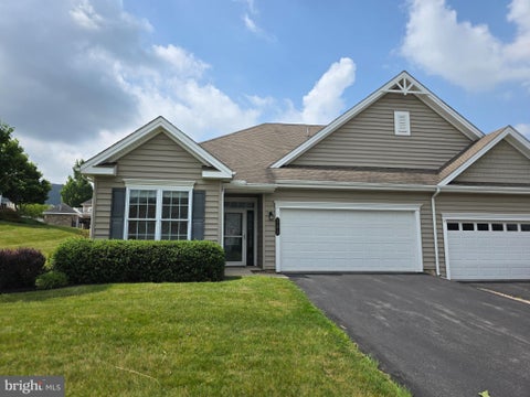 Condo For Sale - 131 Settlers Way<br/> Centre County, BOALSBURG, PA 16827