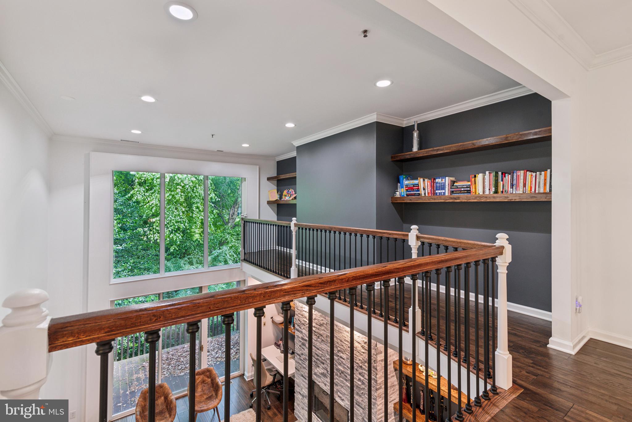 HILLGATE - Residential