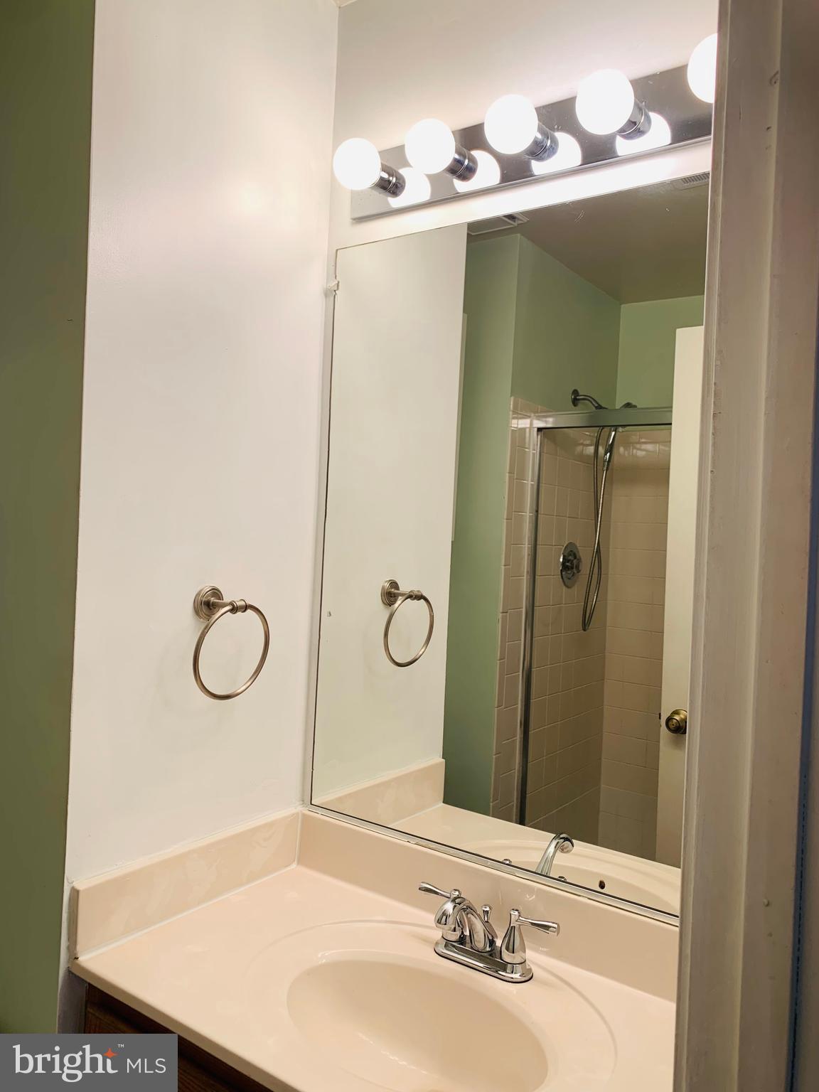 EVERGREEN ESTATES PLAT 3 - Residential Lease