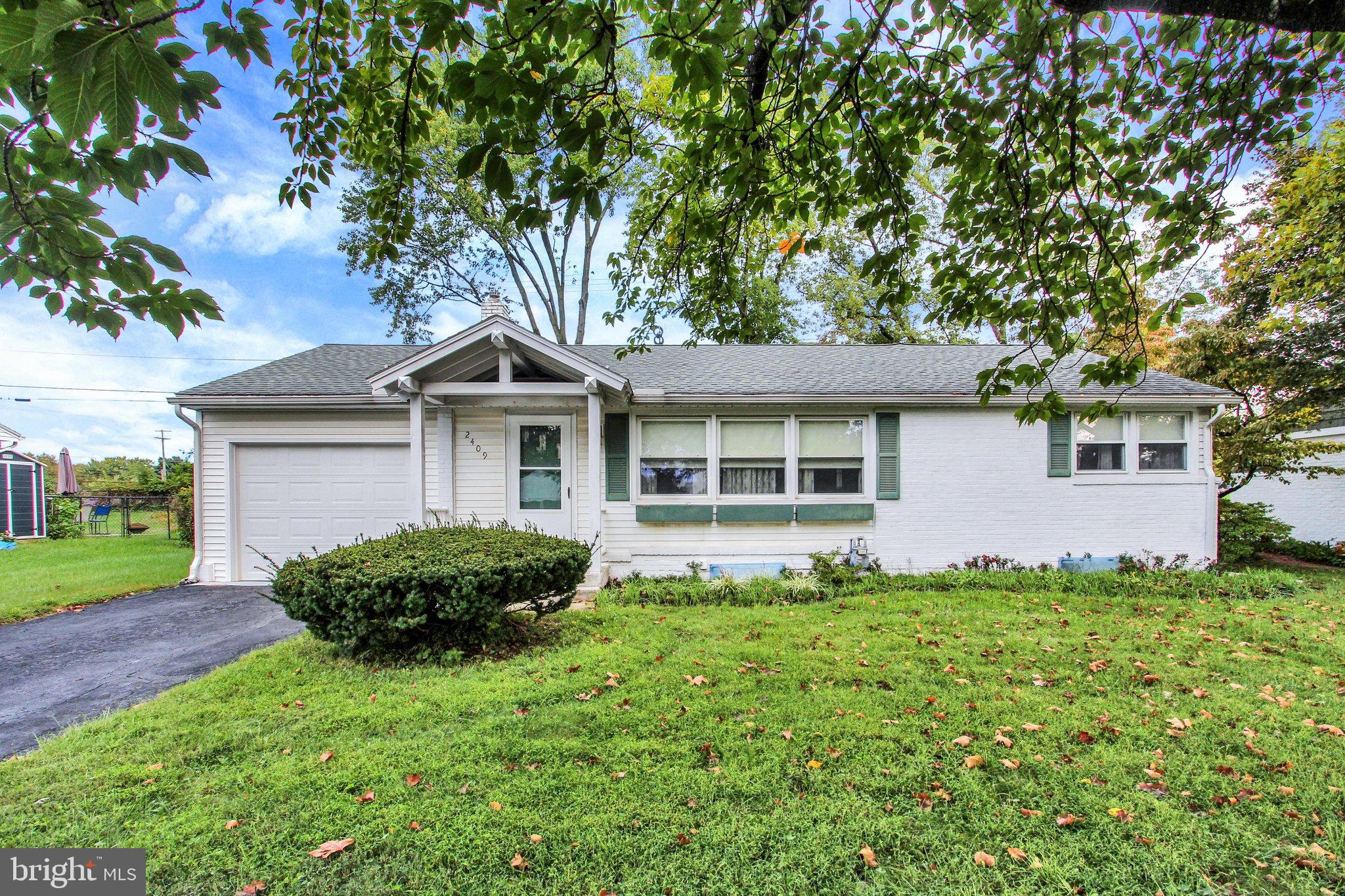 2409 CAMBRIDGE ROAD