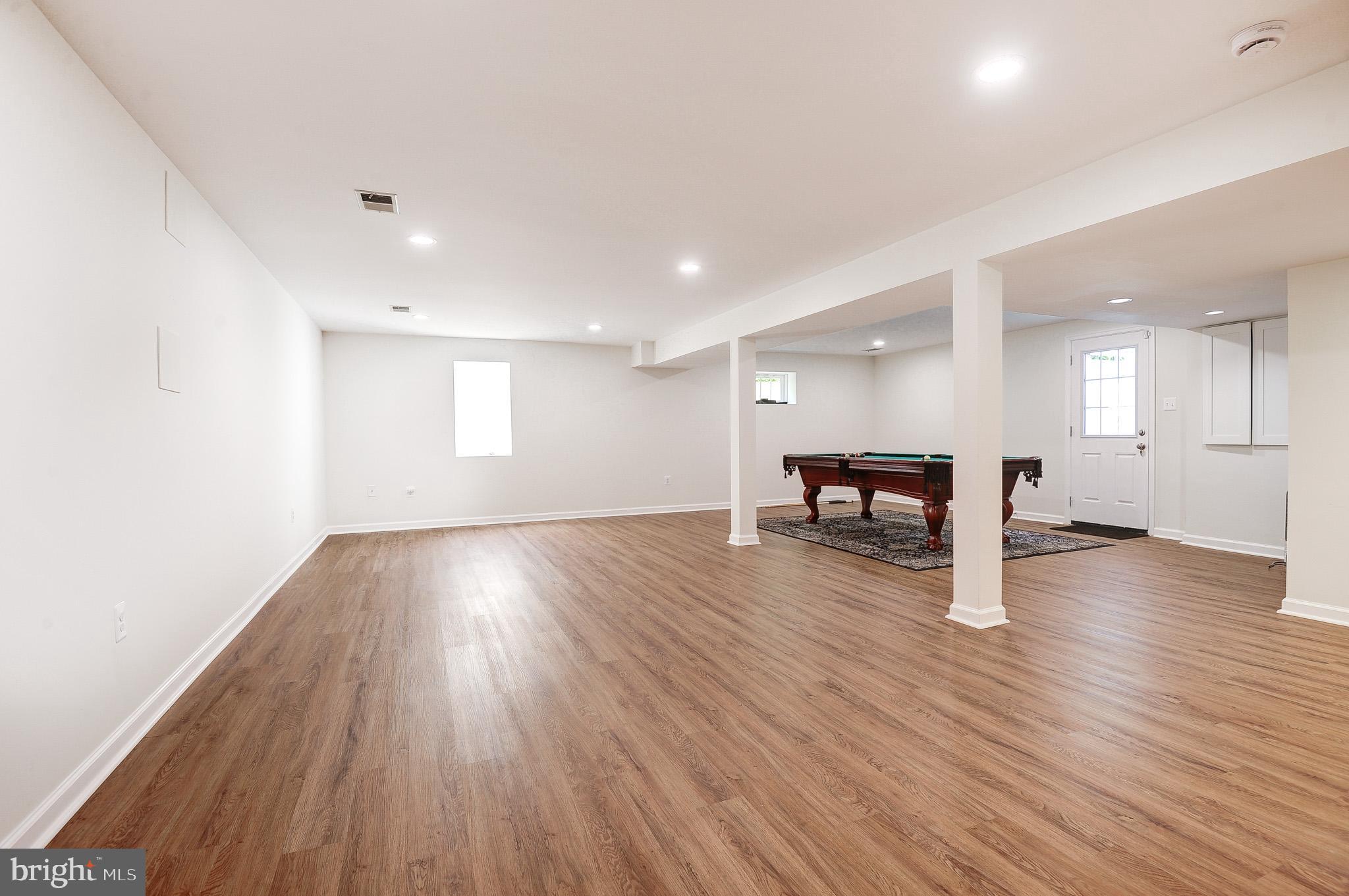 WAYSIDE - Residential