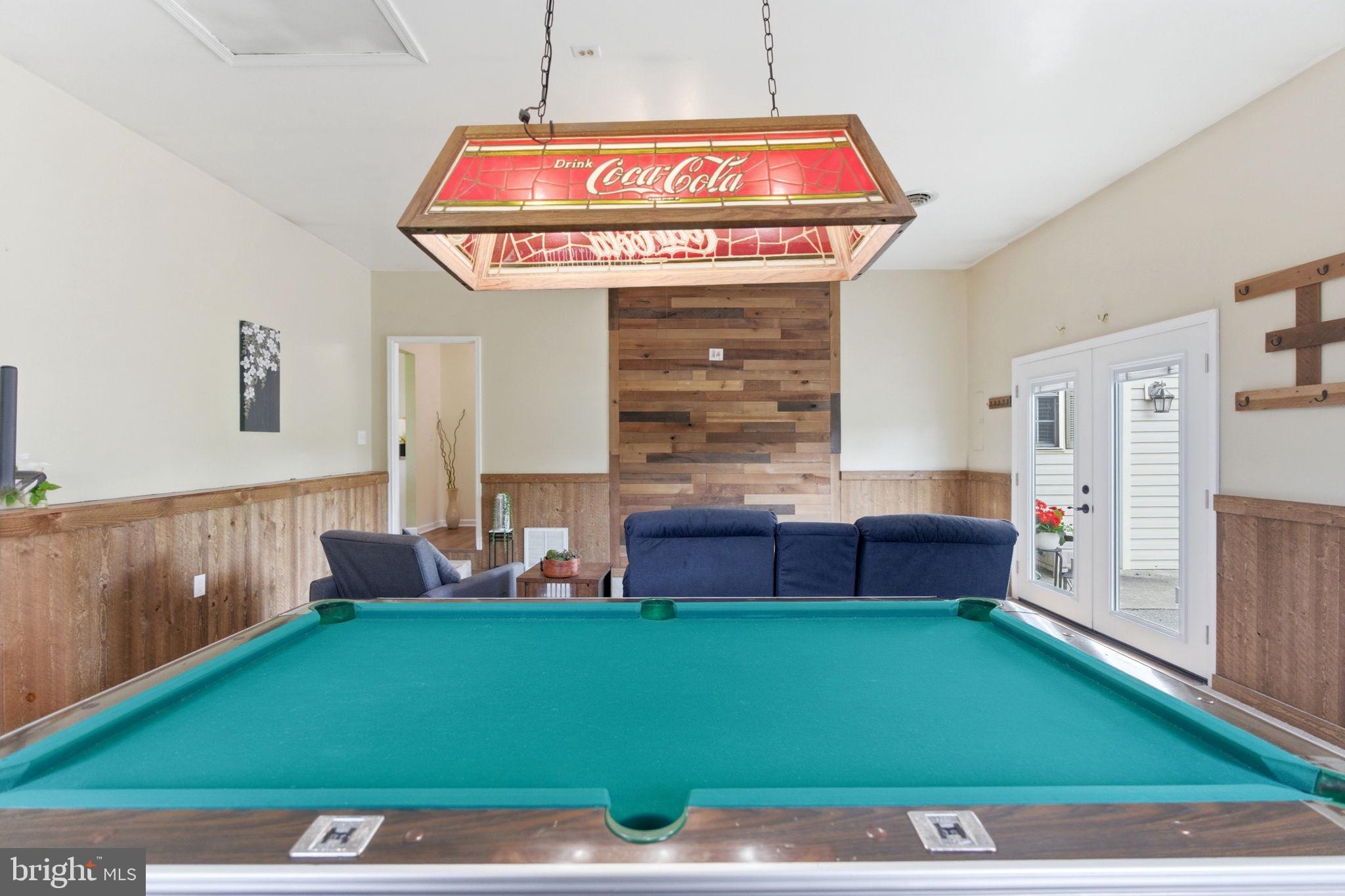 CROWN POINTE - Residential