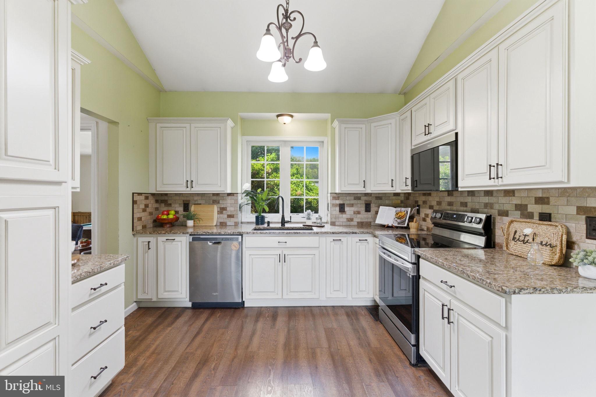 CROWN POINTE - Residential