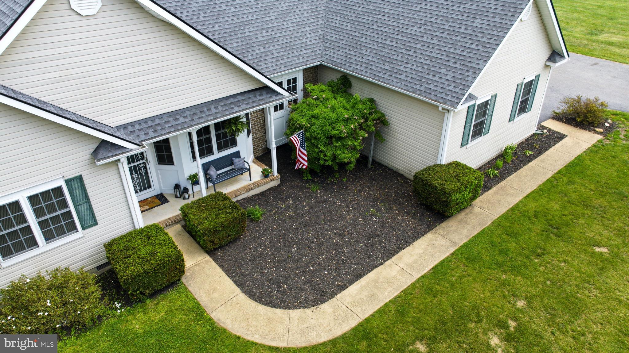 CROWN POINTE - Residential
