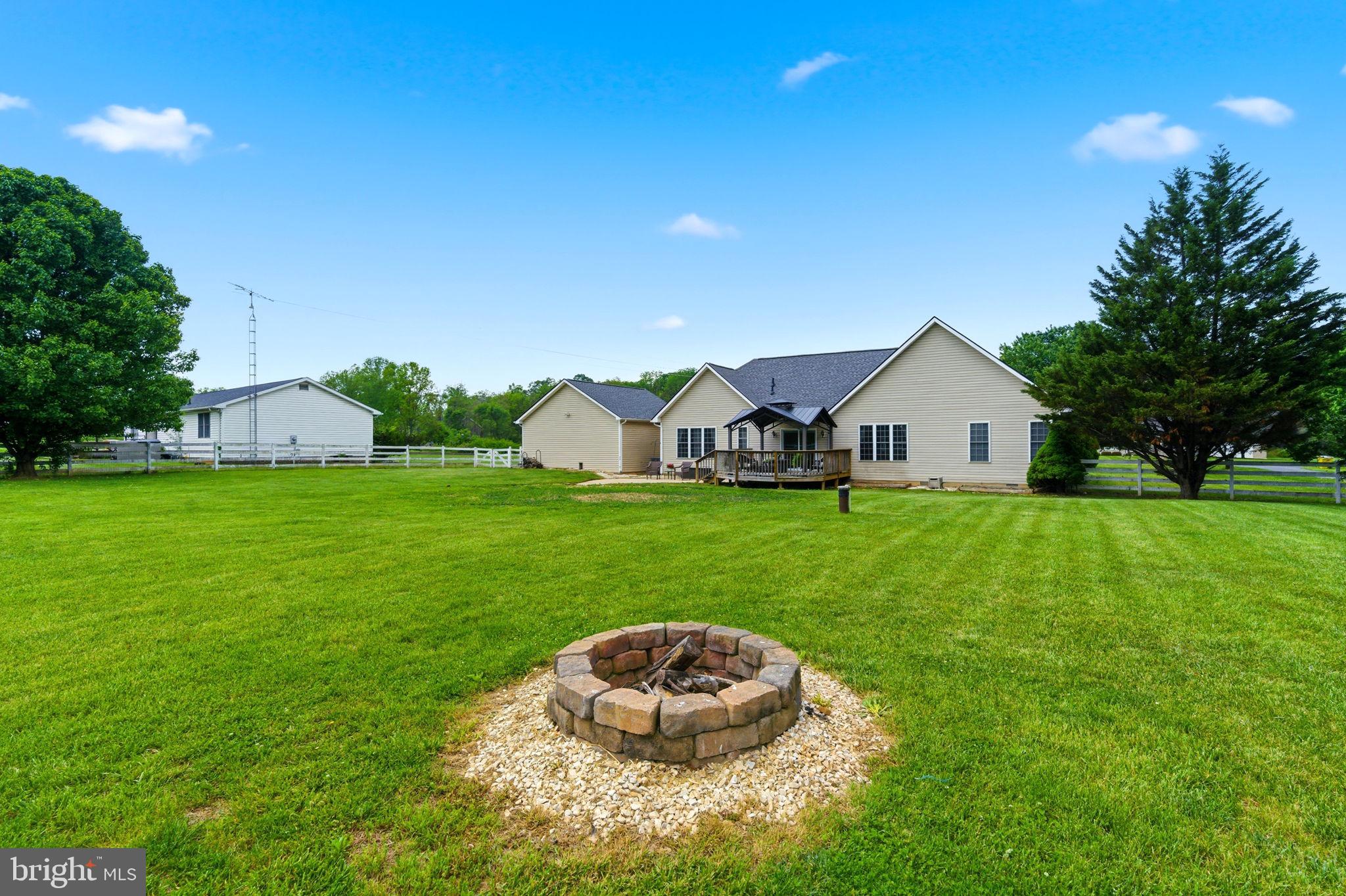 CROWN POINTE - Residential