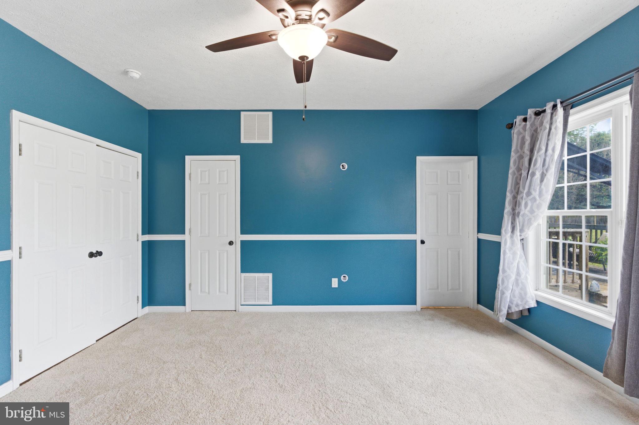 CROWN POINTE - Residential