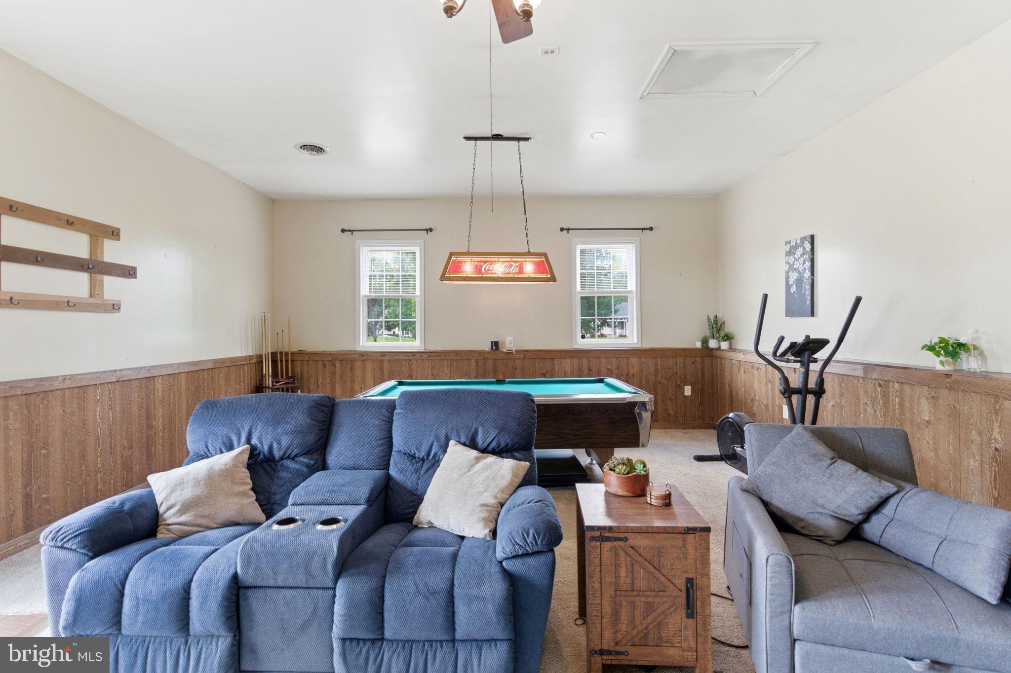 CROWN POINTE - Residential