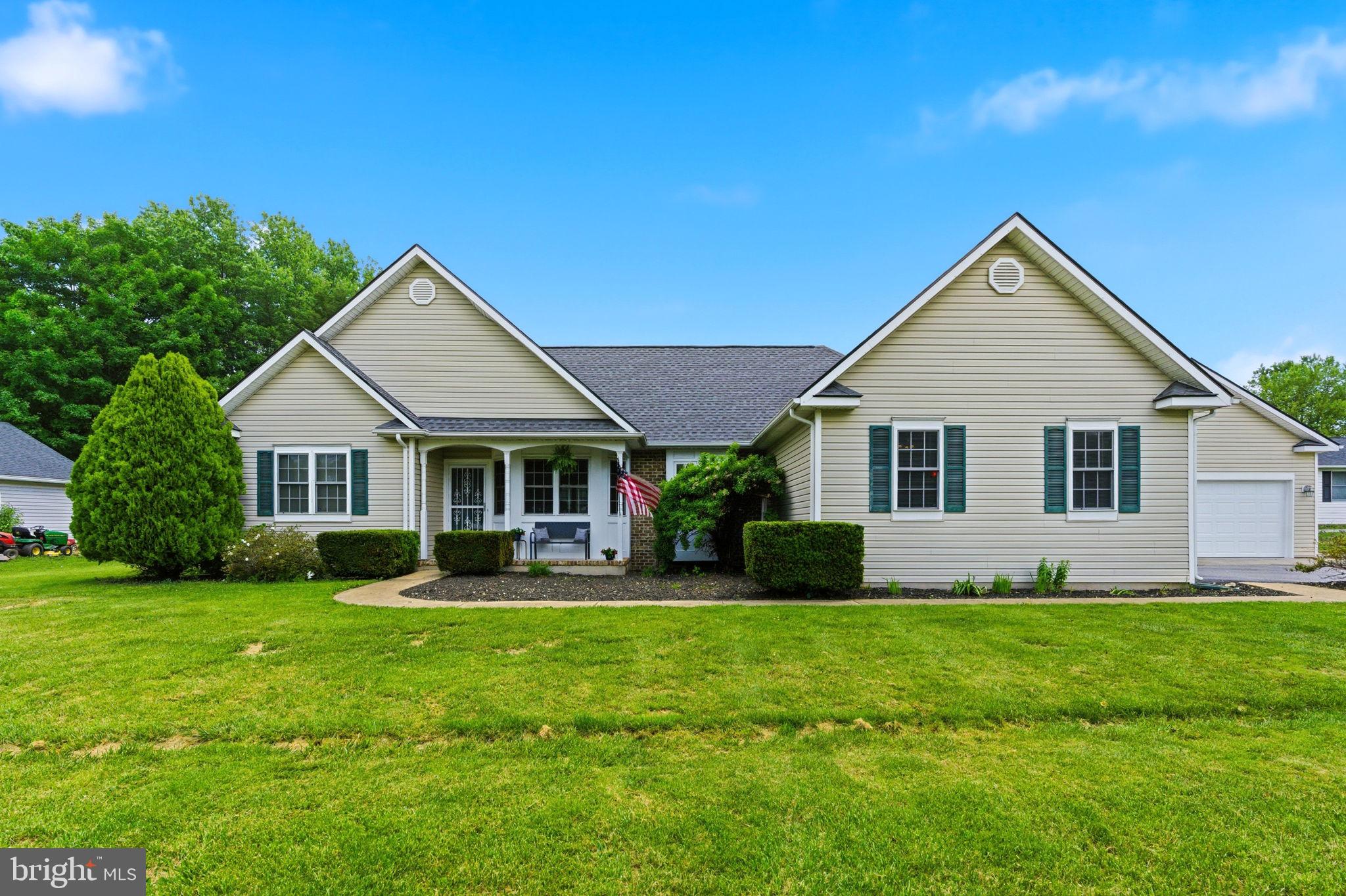 CROWN POINTE - Residential
