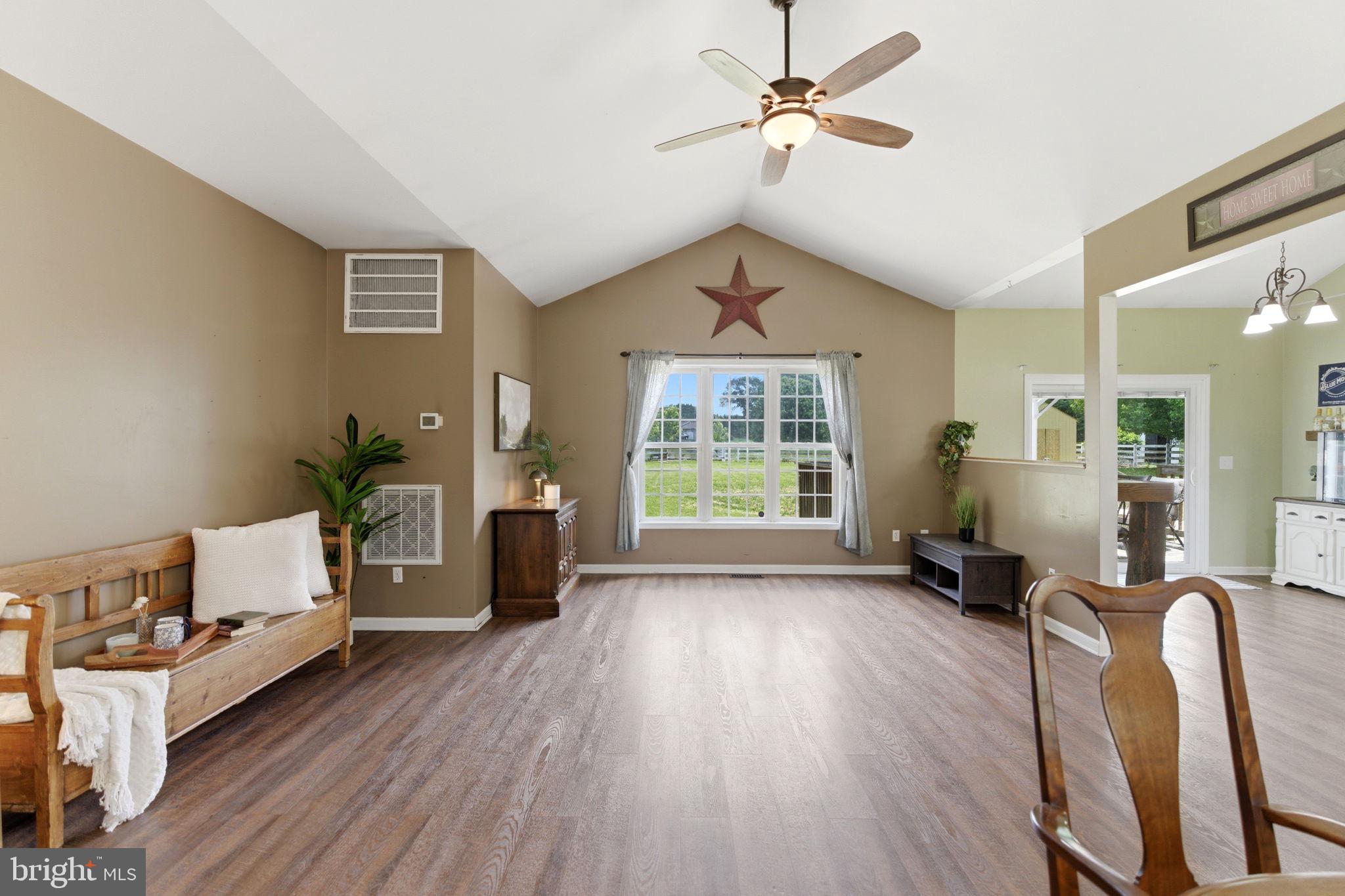 CROWN POINTE - Residential