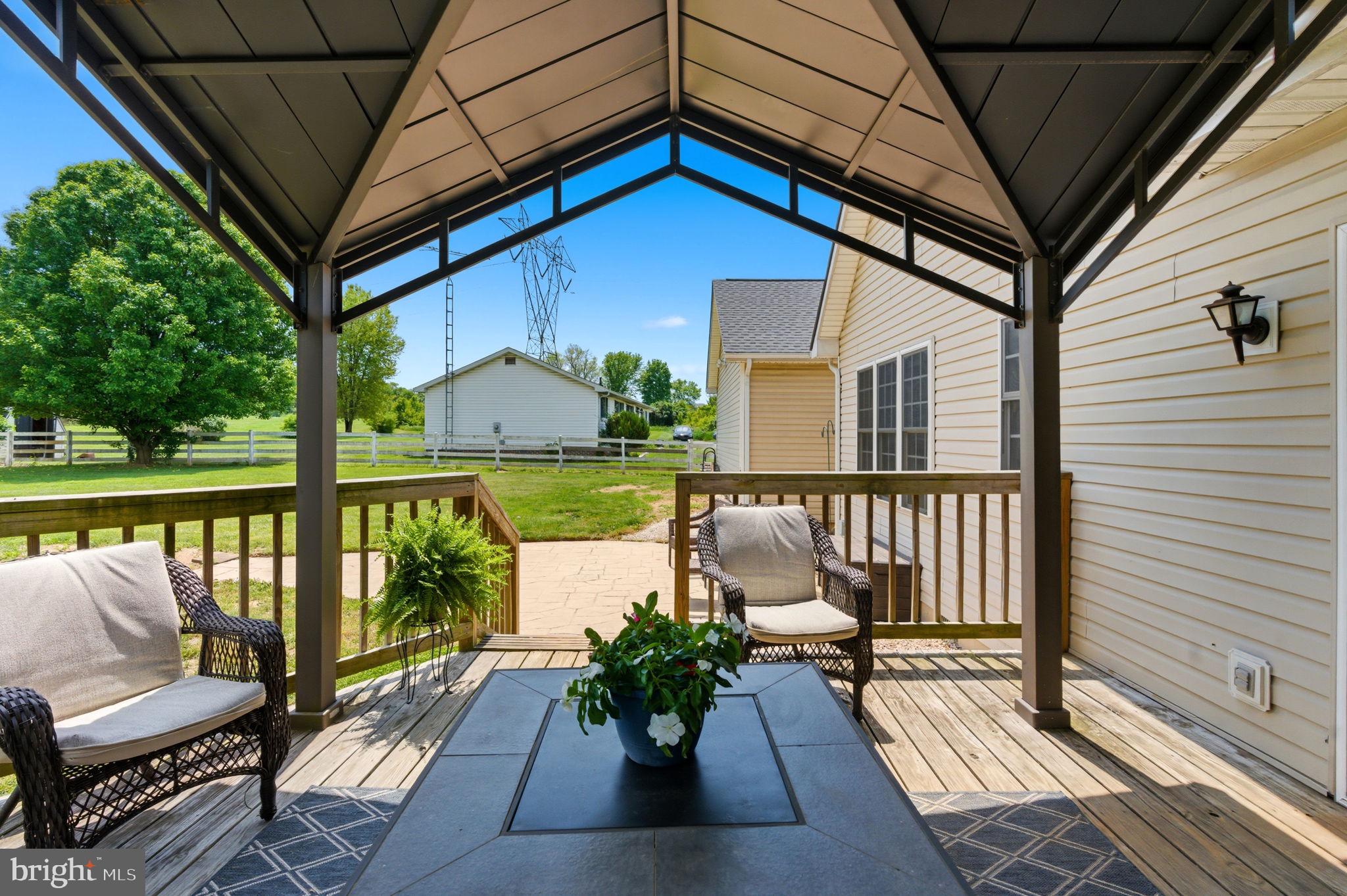 CROWN POINTE - Residential