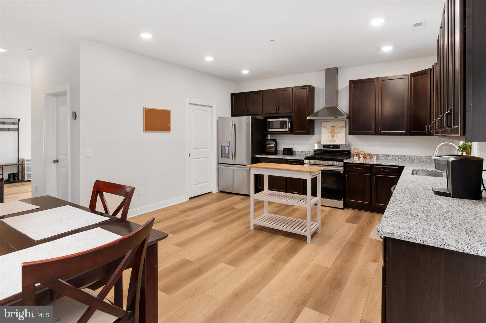 CHELSEA BEACH - Residential