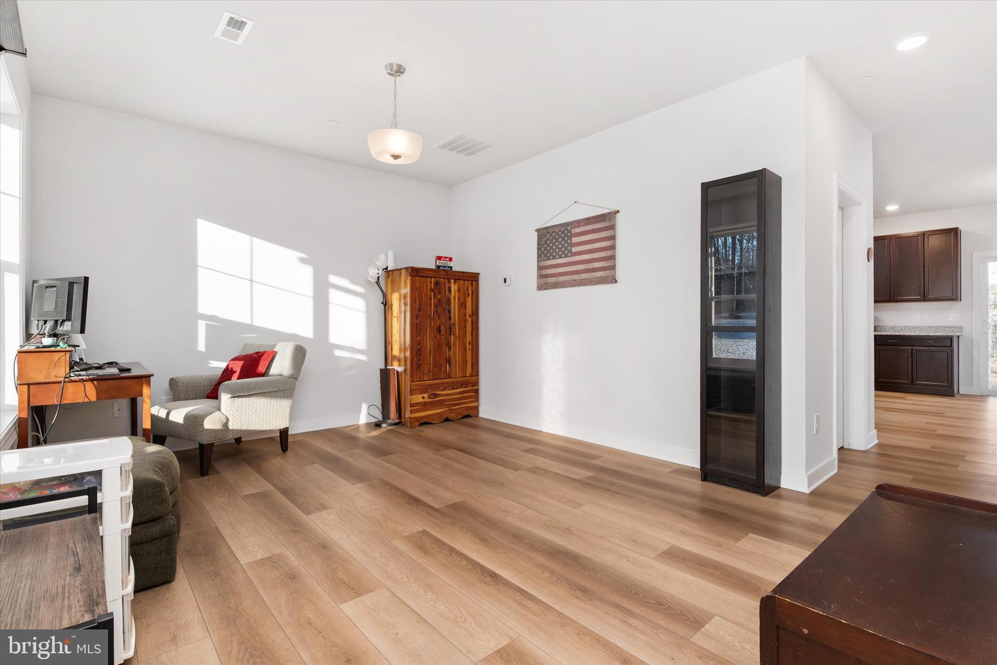 CHELSEA BEACH - Residential