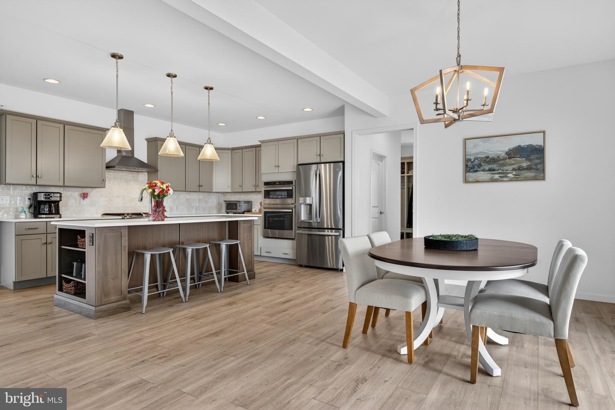 STRATHFORD MEADOWS - Residential