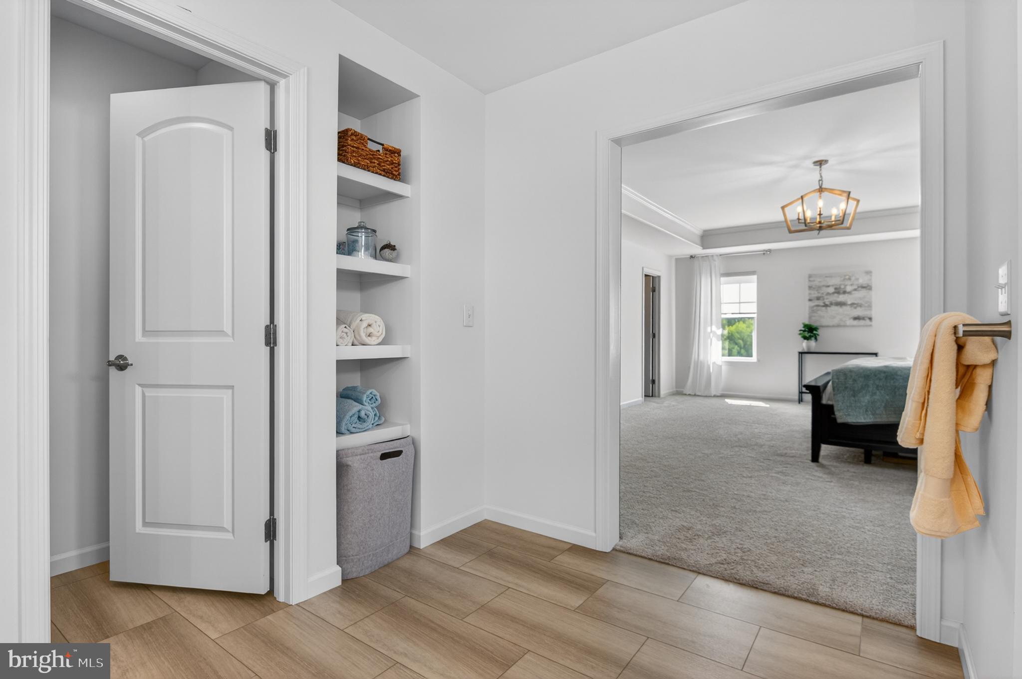 STRATHFORD MEADOWS - Residential