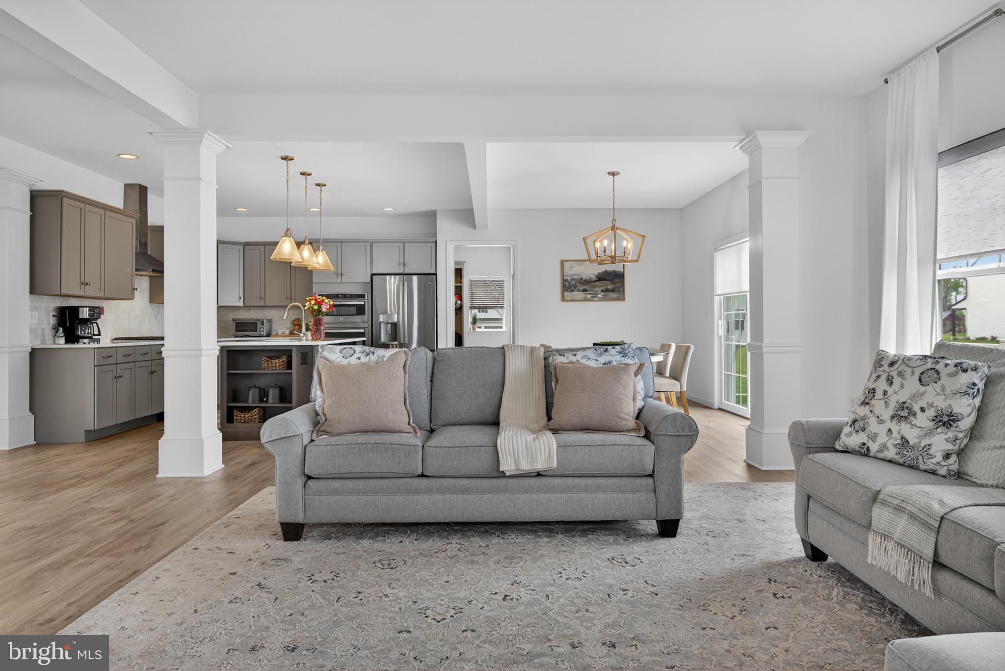 STRATHFORD MEADOWS - Residential