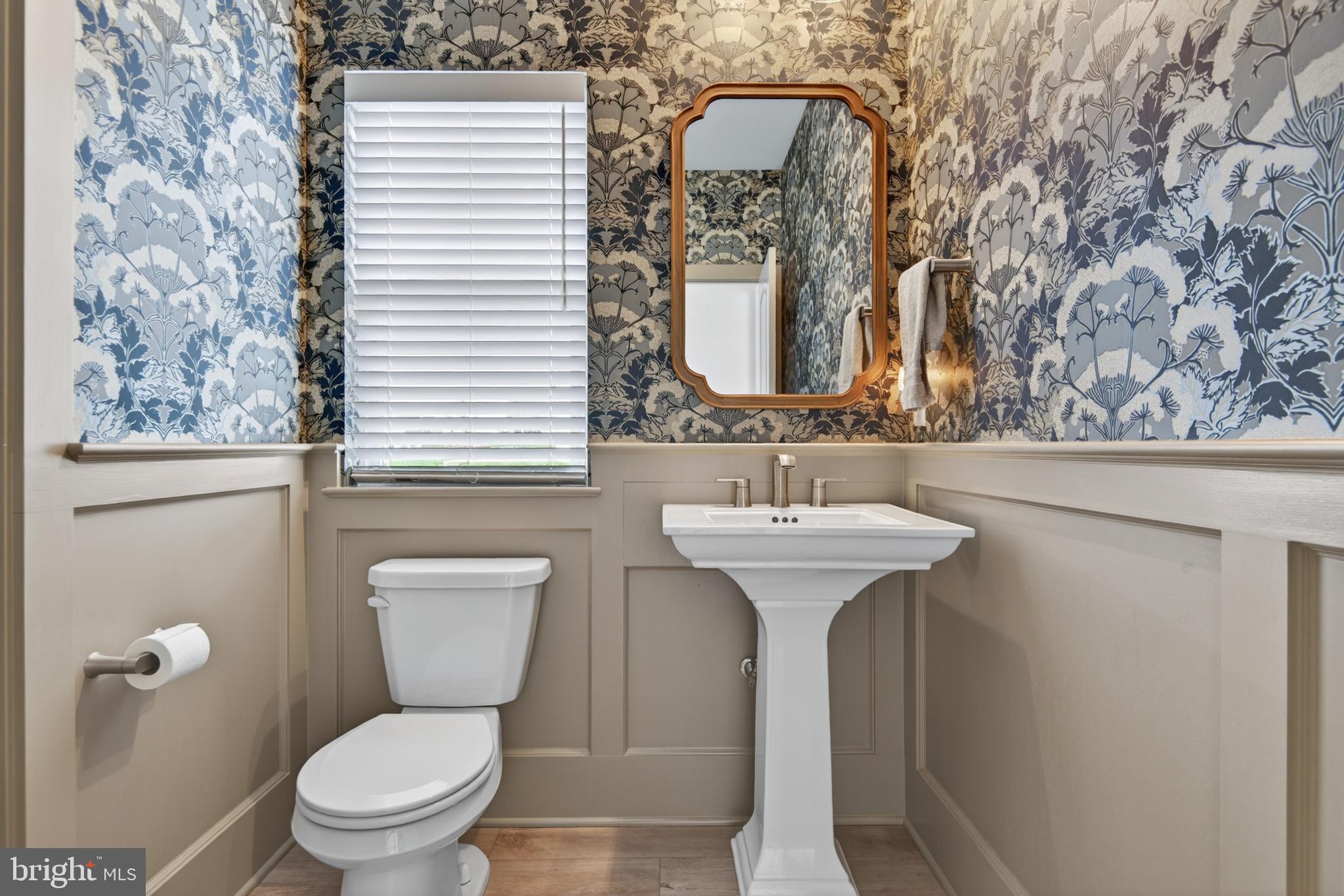 STRATHFORD MEADOWS - Residential