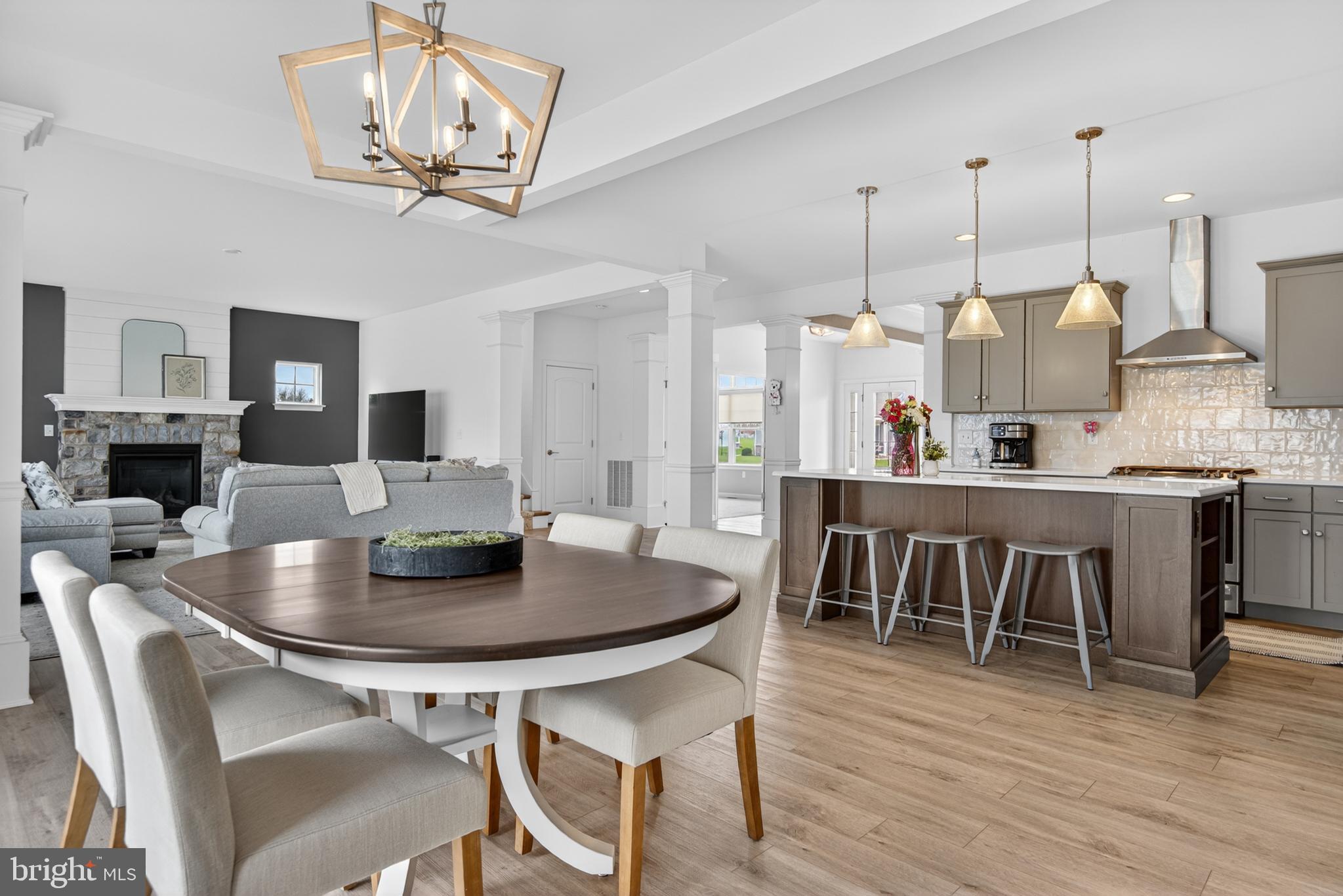 STRATHFORD MEADOWS - Residential