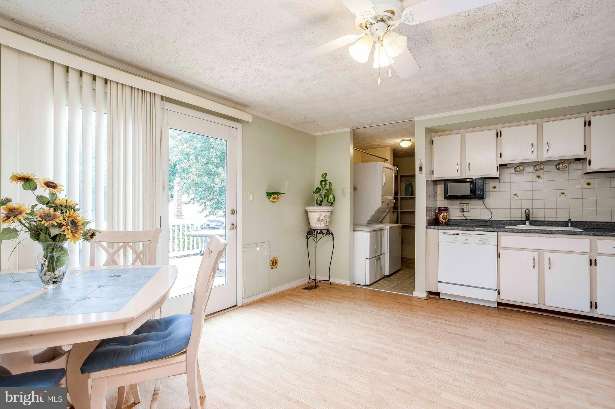 VILLAGE OF HICKORY RIDGE - Residential