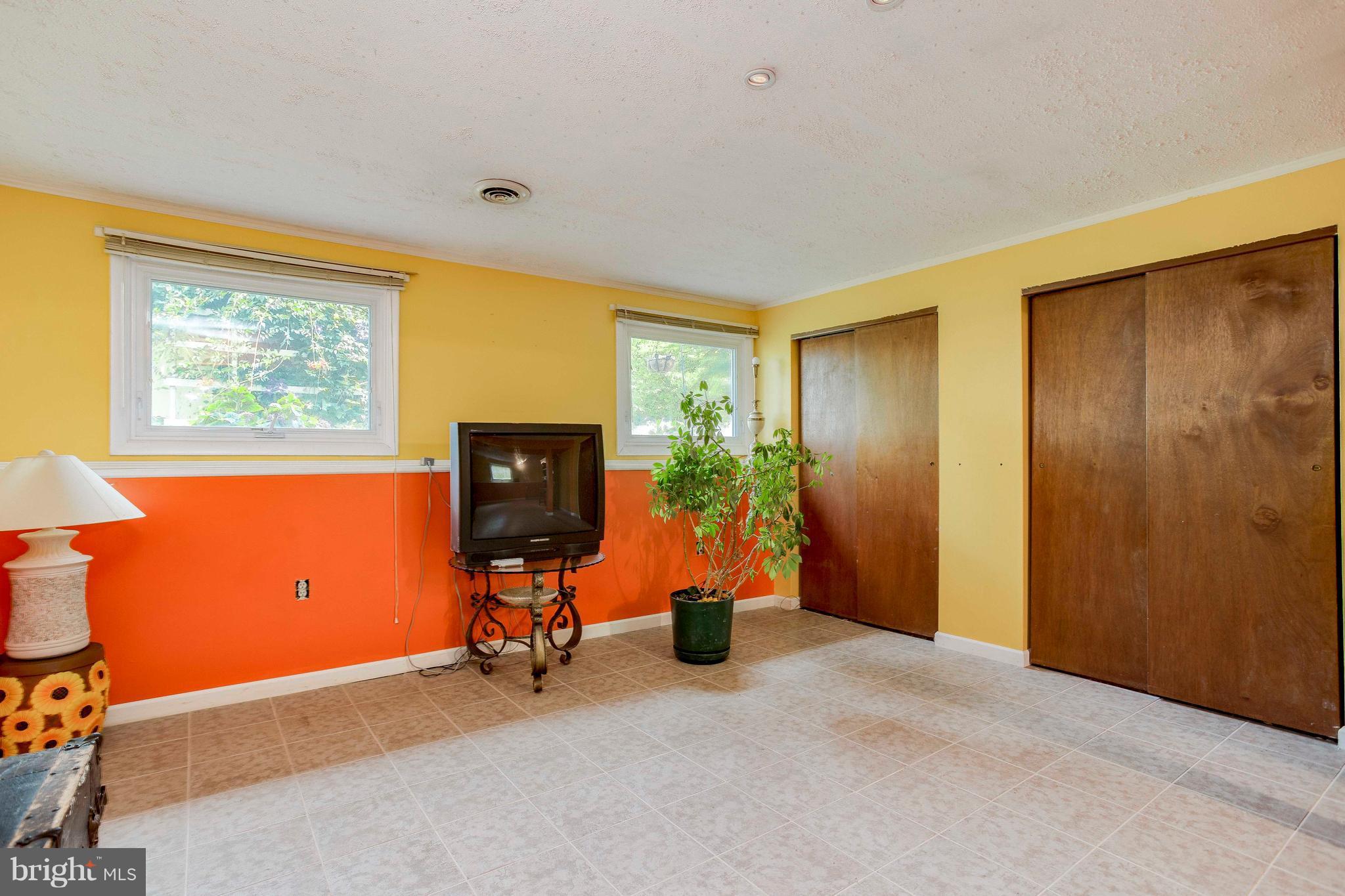 VILLAGE OF HICKORY RIDGE - Residential