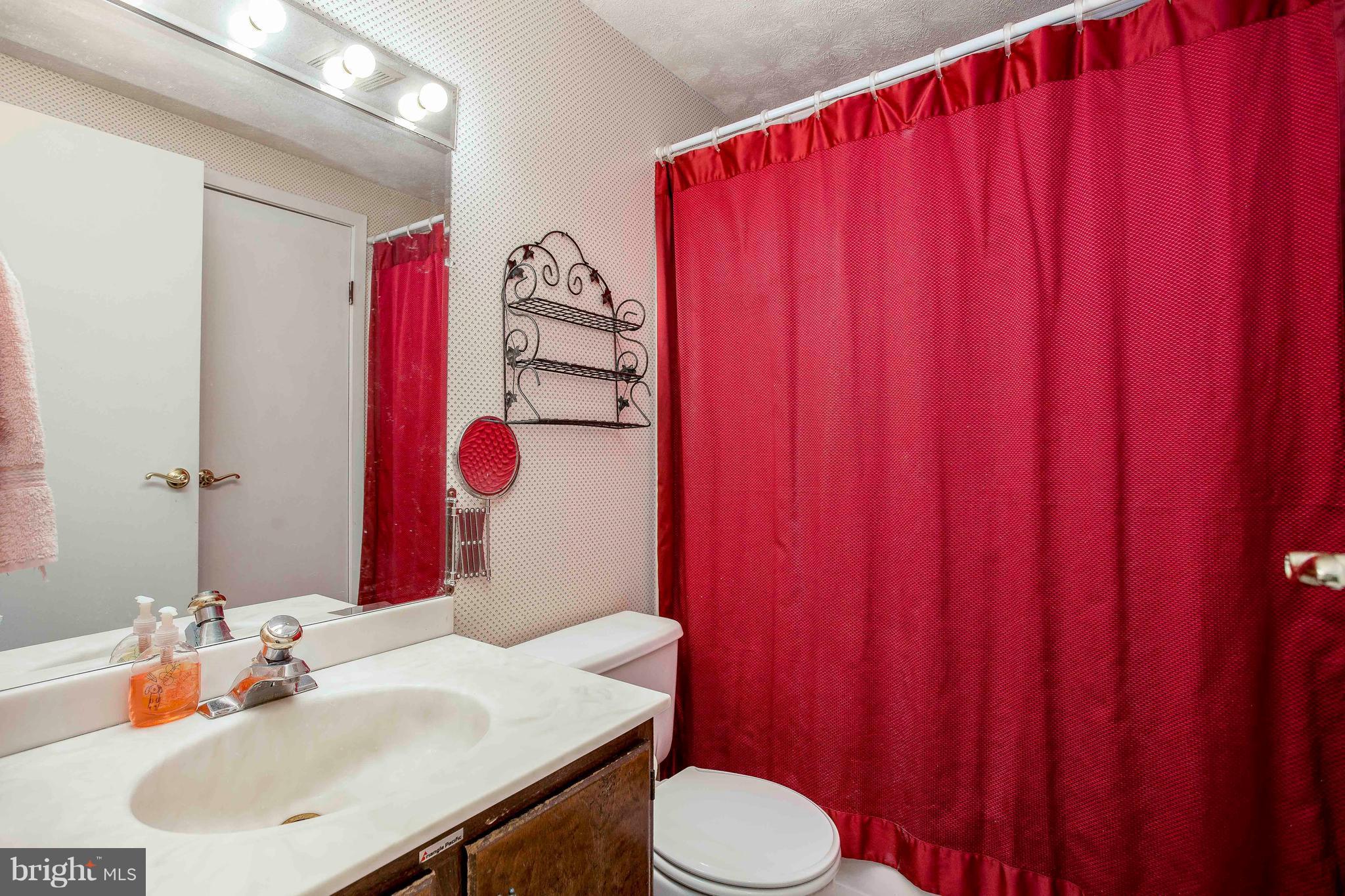 VILLAGE OF HICKORY RIDGE - Residential