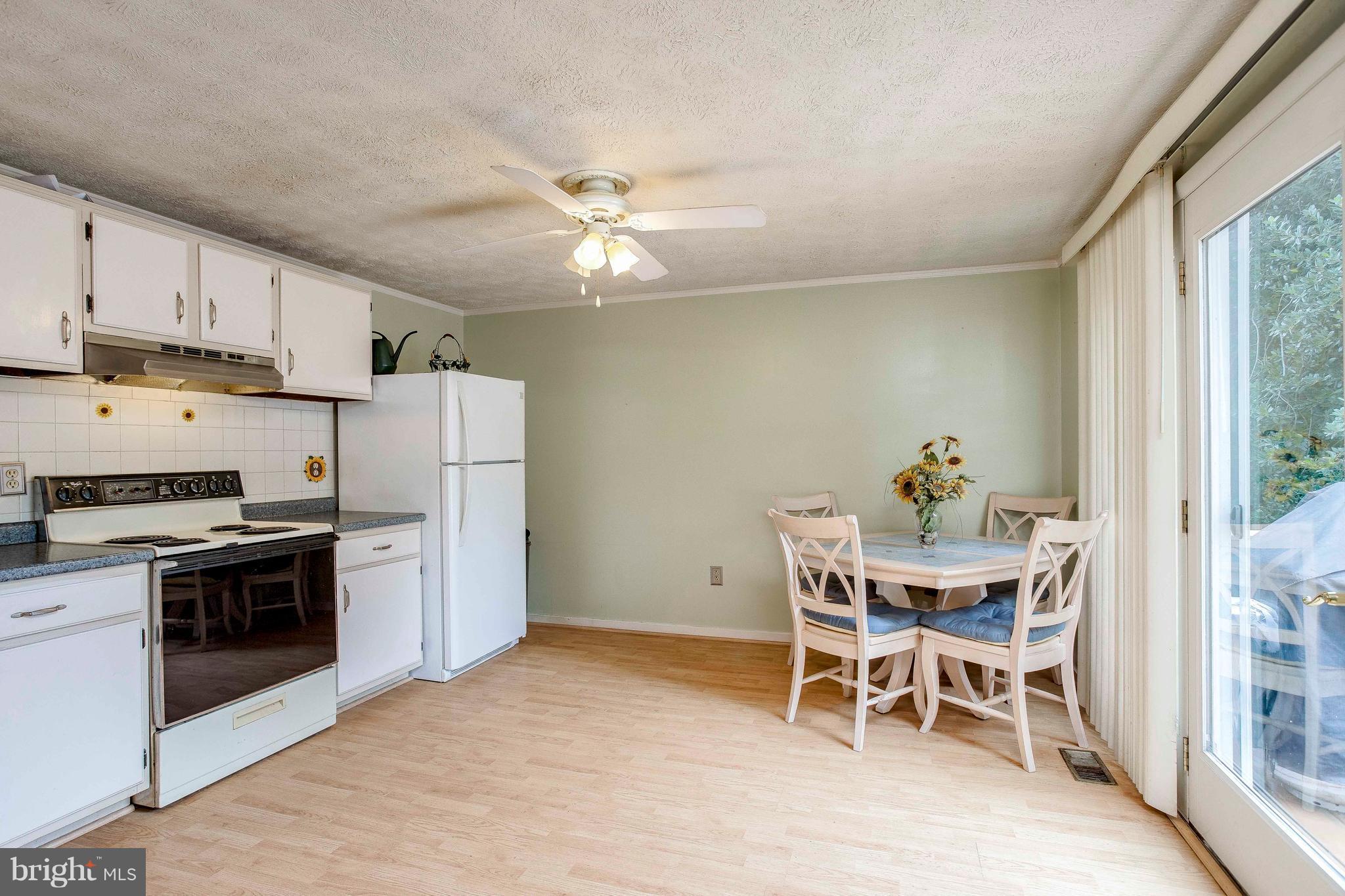 VILLAGE OF HICKORY RIDGE - Residential